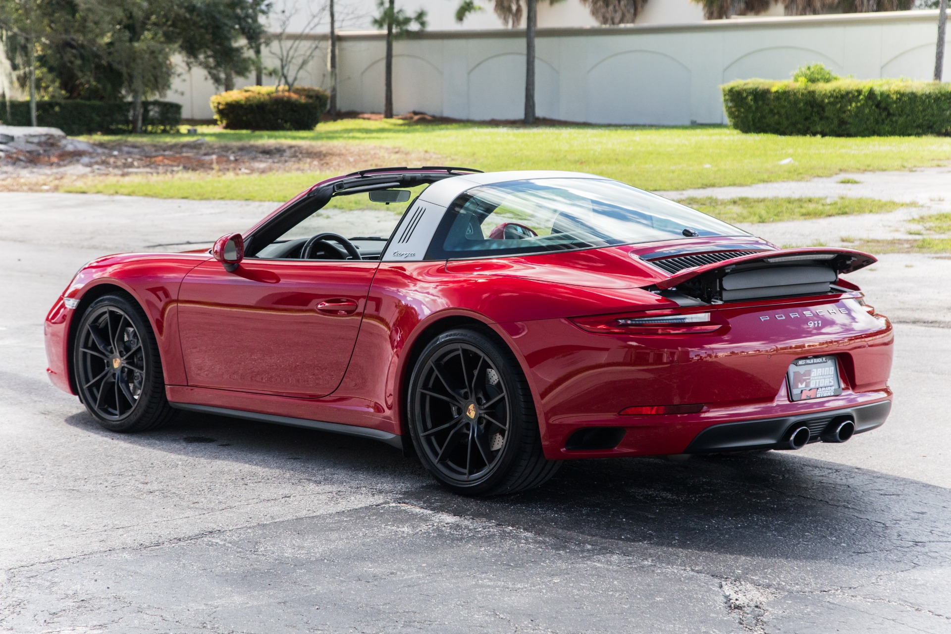 Used-2017-Porsche-911-Targa-4