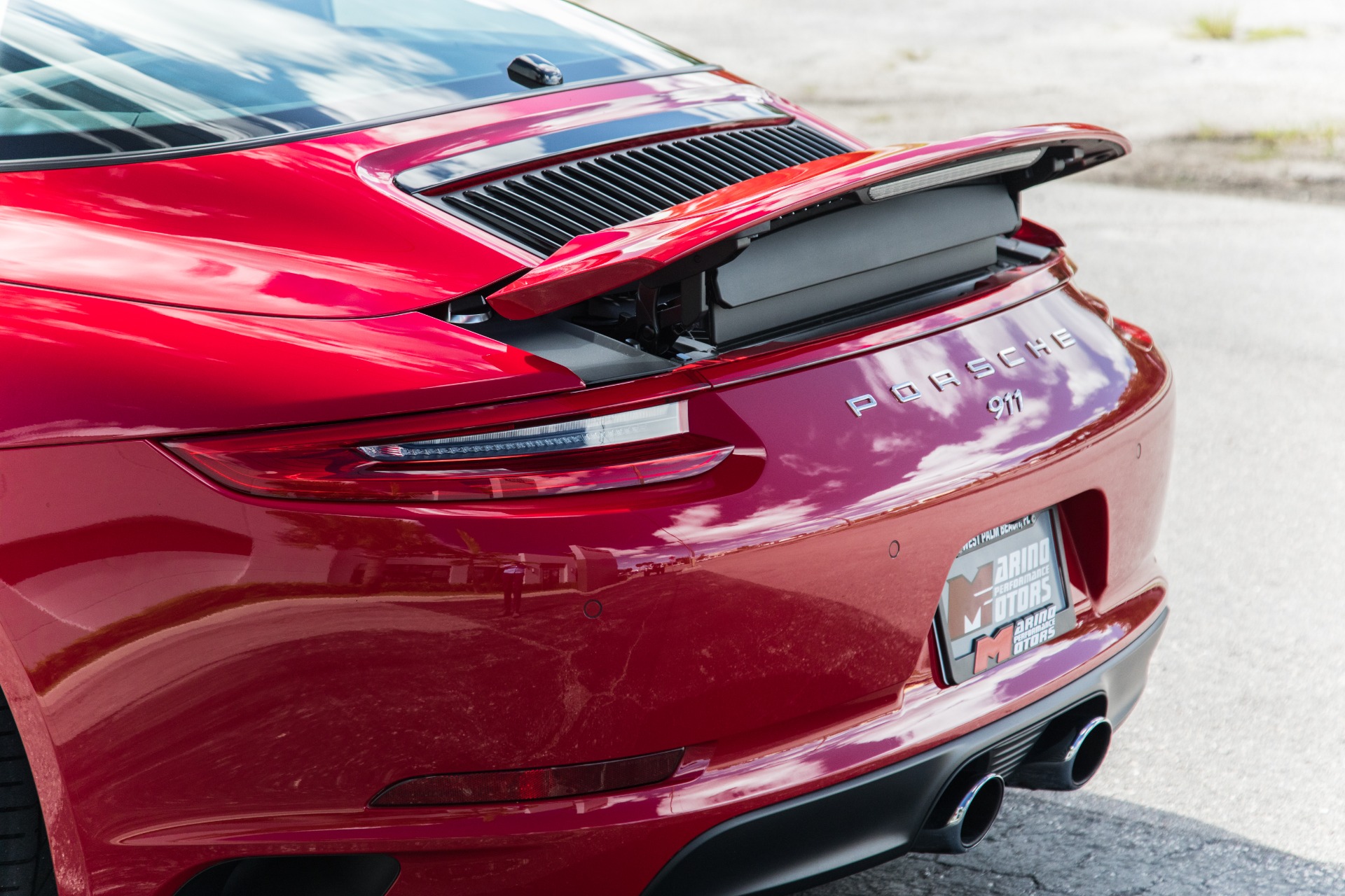 Used-2017-Porsche-911-Targa-4
