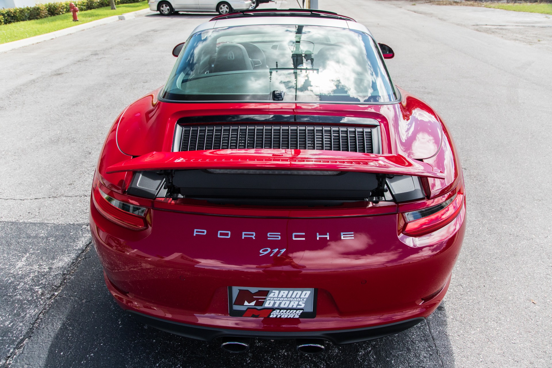 Used-2017-Porsche-911-Targa-4