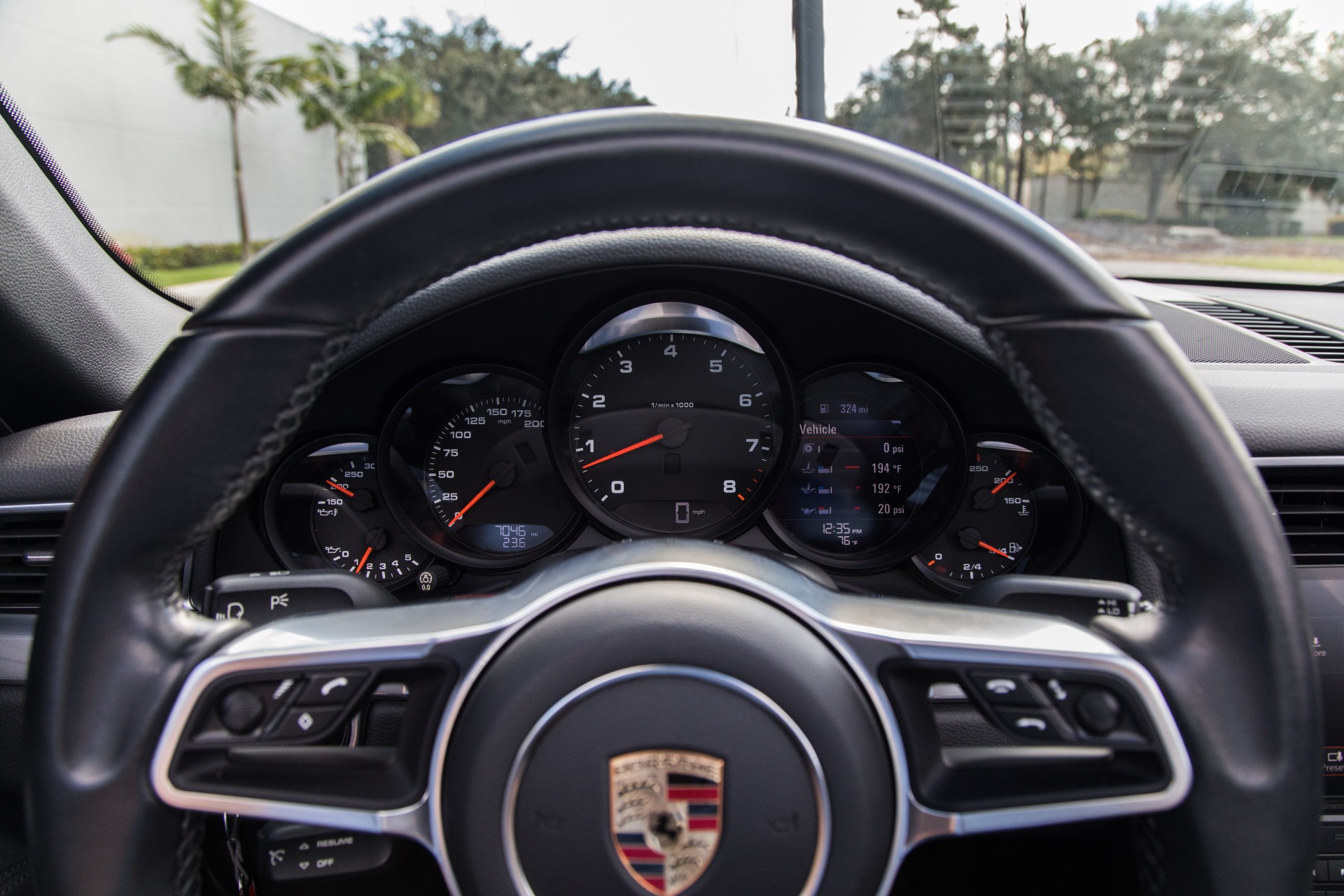 Used-2017-Porsche-911-Targa-4