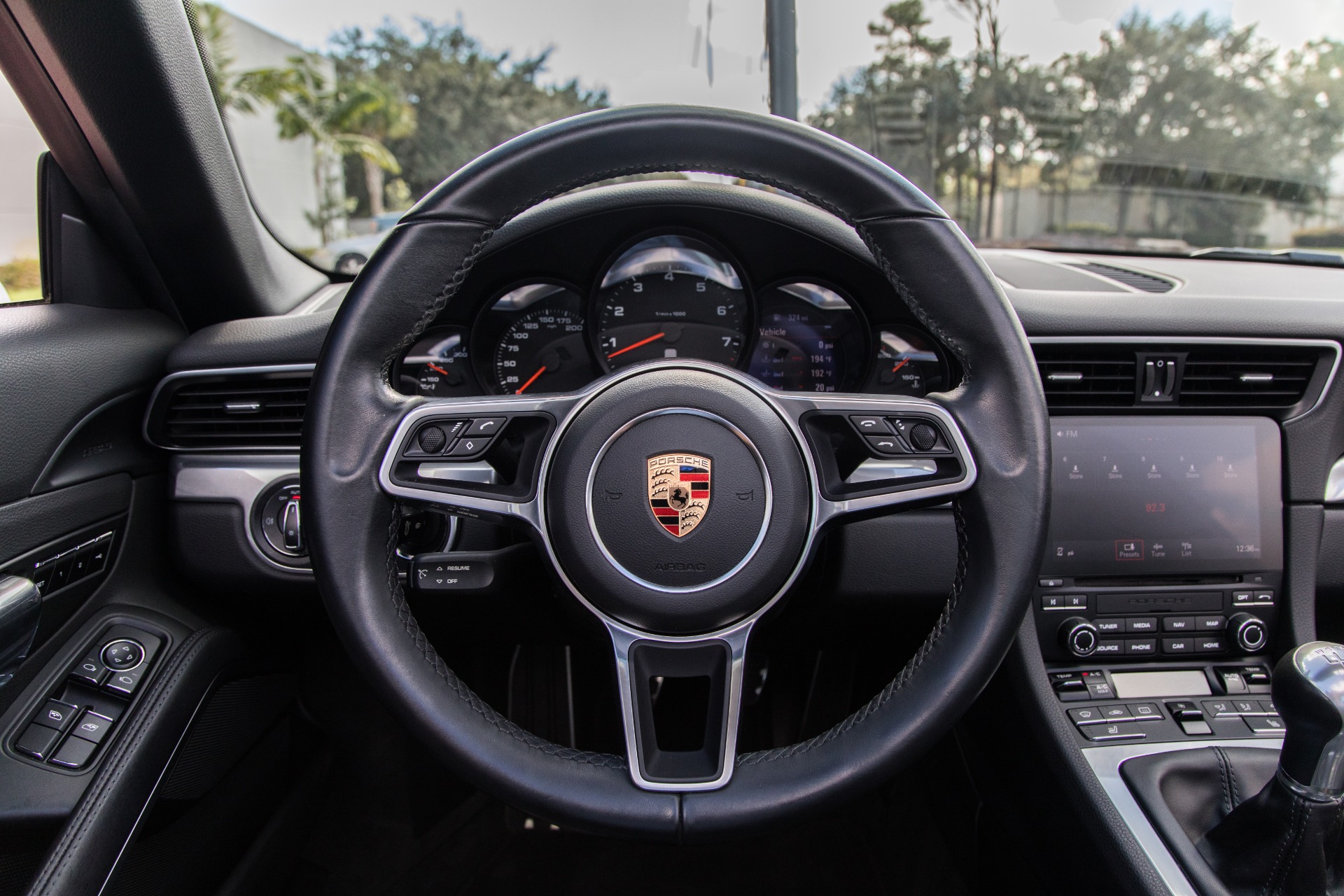 Used-2017-Porsche-911-Targa-4