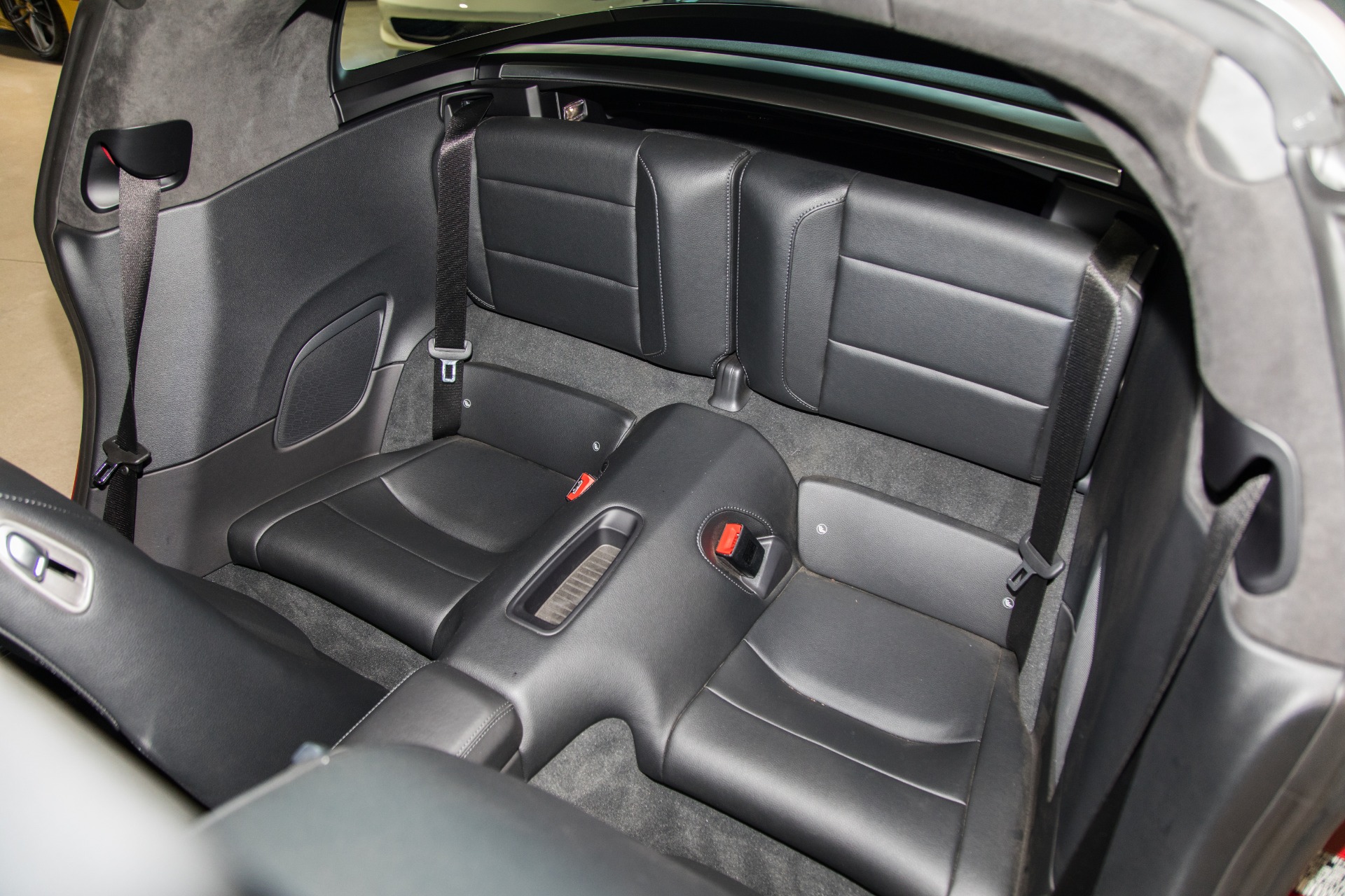 Used-2017-Porsche-911-Targa-4