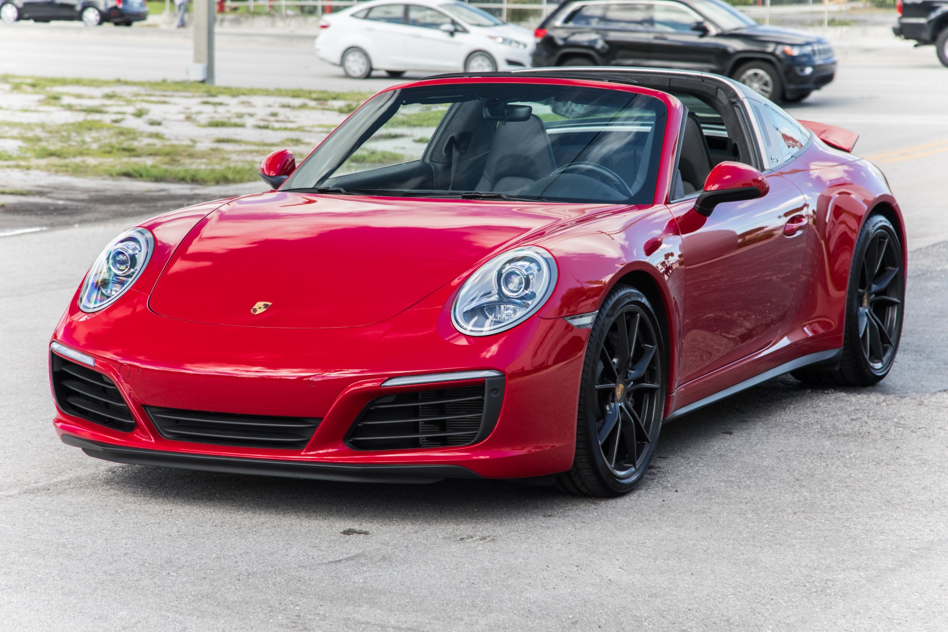 Used-2017-Porsche-911-Targa-4