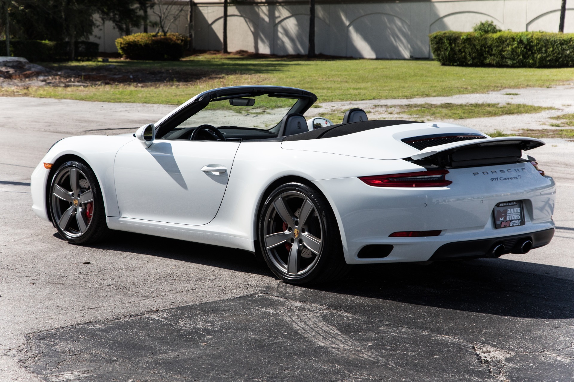 Used-2017-Porsche-911-Carrera-S