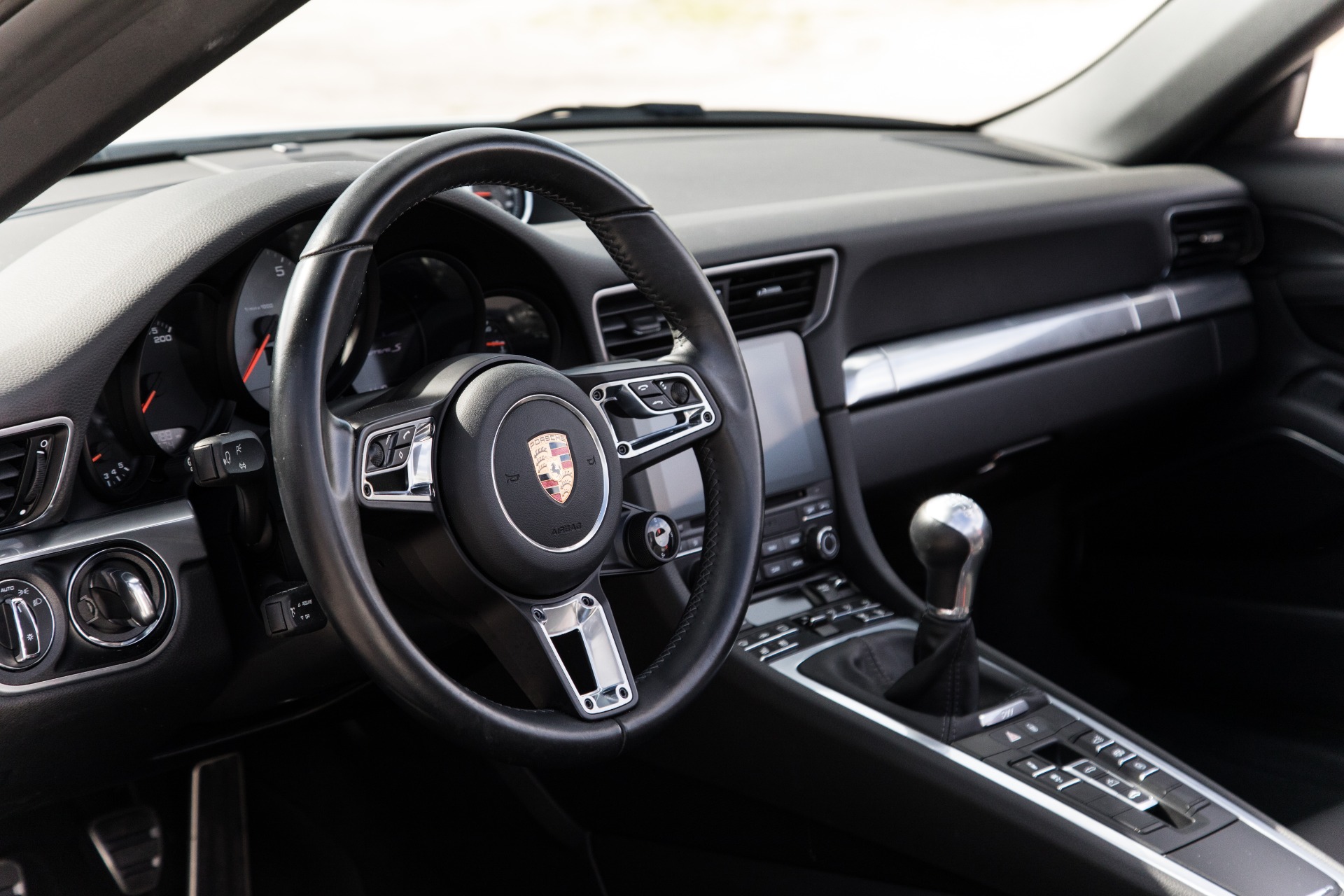 Used-2017-Porsche-911-Carrera-S