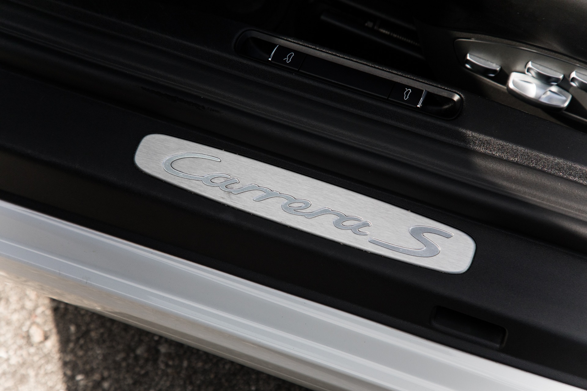 Used-2017-Porsche-911-Carrera-S