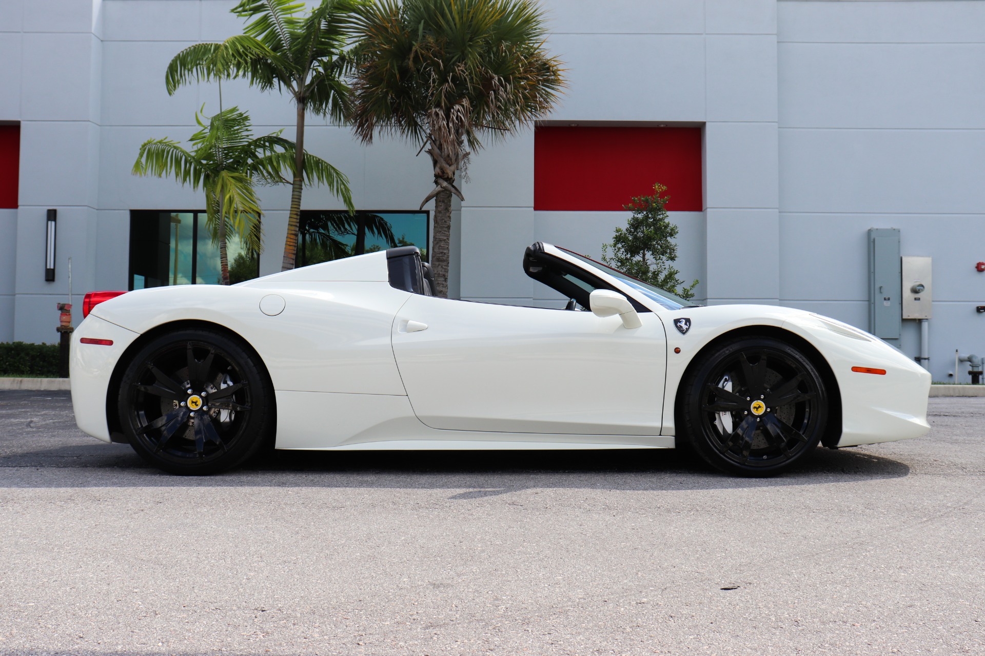 Used-2012-Ferrari-458-Spider