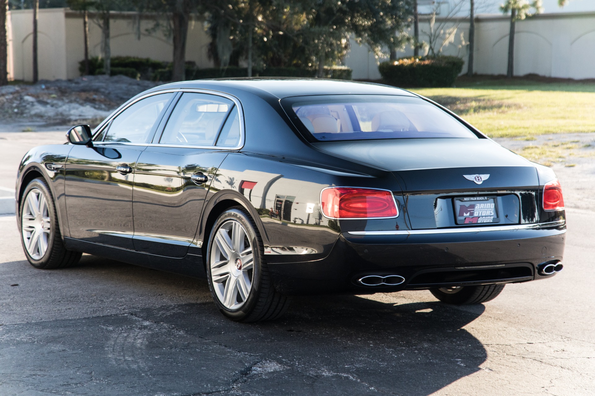 Used-2016-Bentley-Flying-Spur-V8