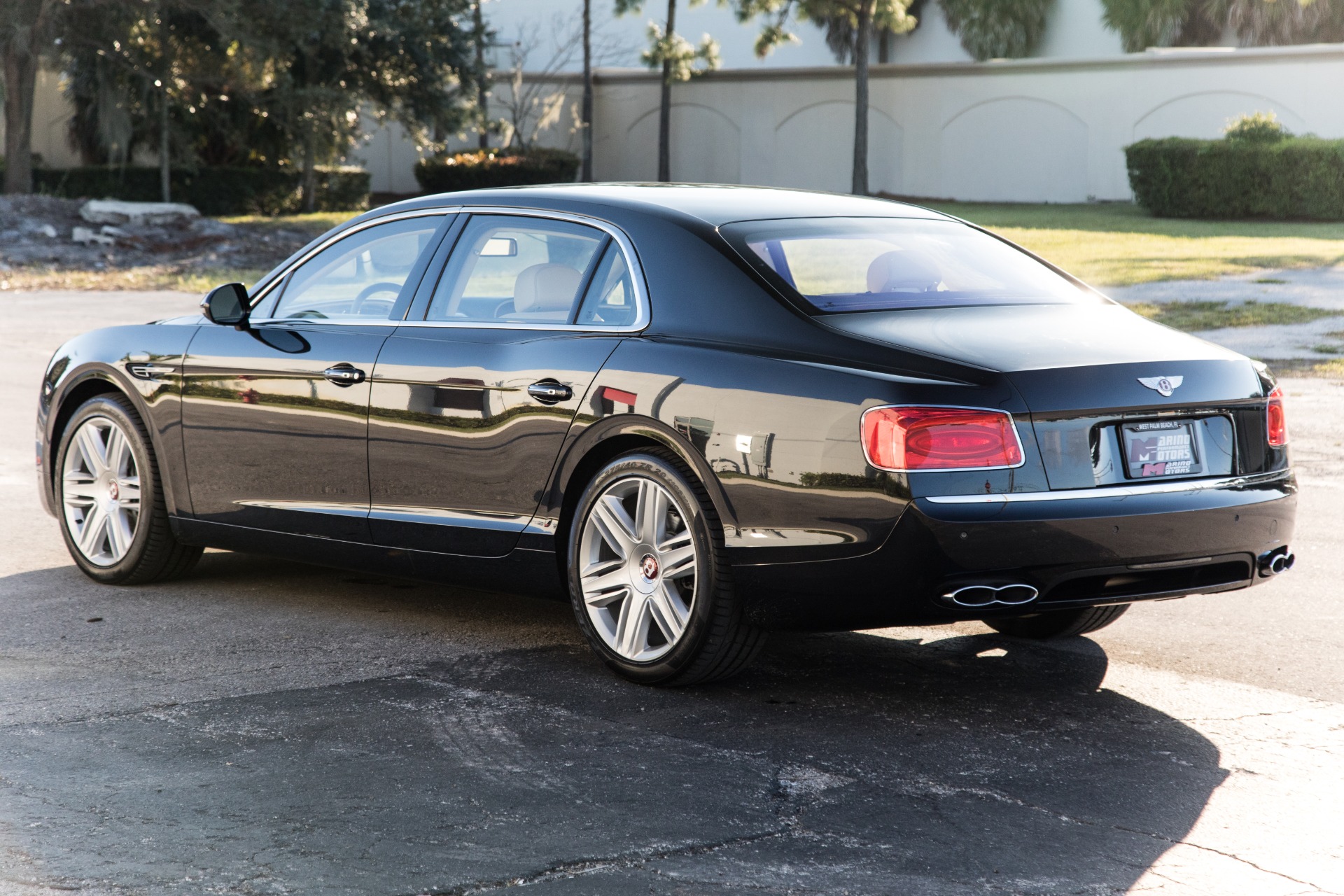 Used-2016-Bentley-Flying-Spur-V8
