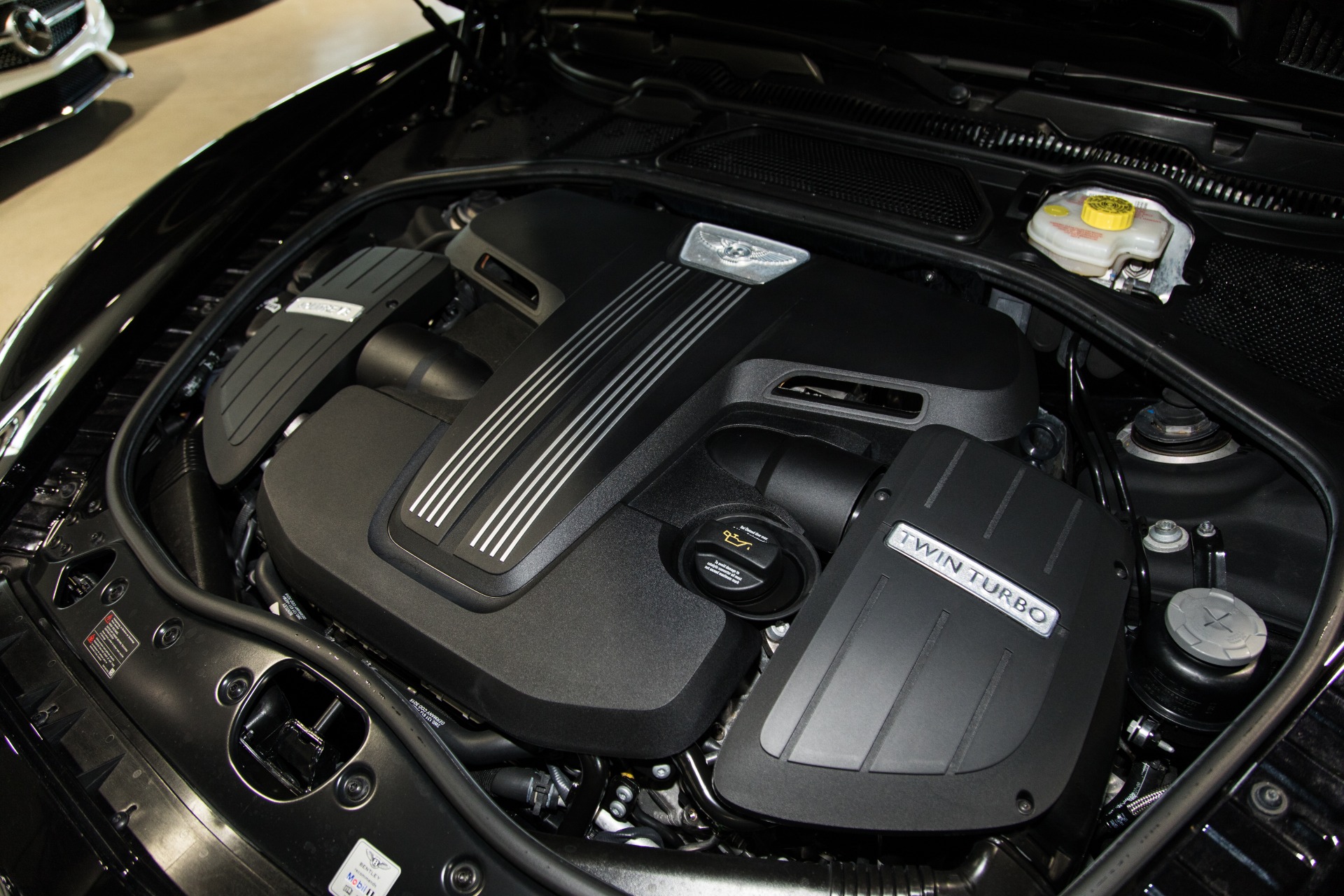 Used-2016-Bentley-Flying-Spur-V8
