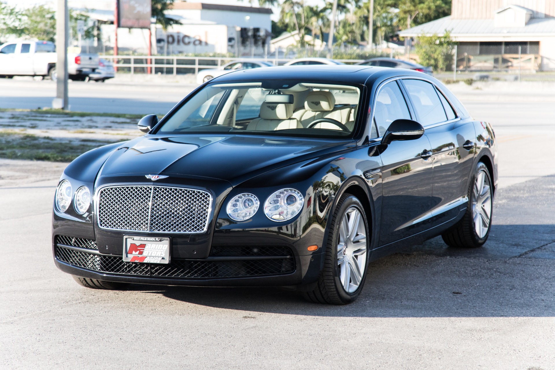 Used-2016-Bentley-Flying-Spur-V8