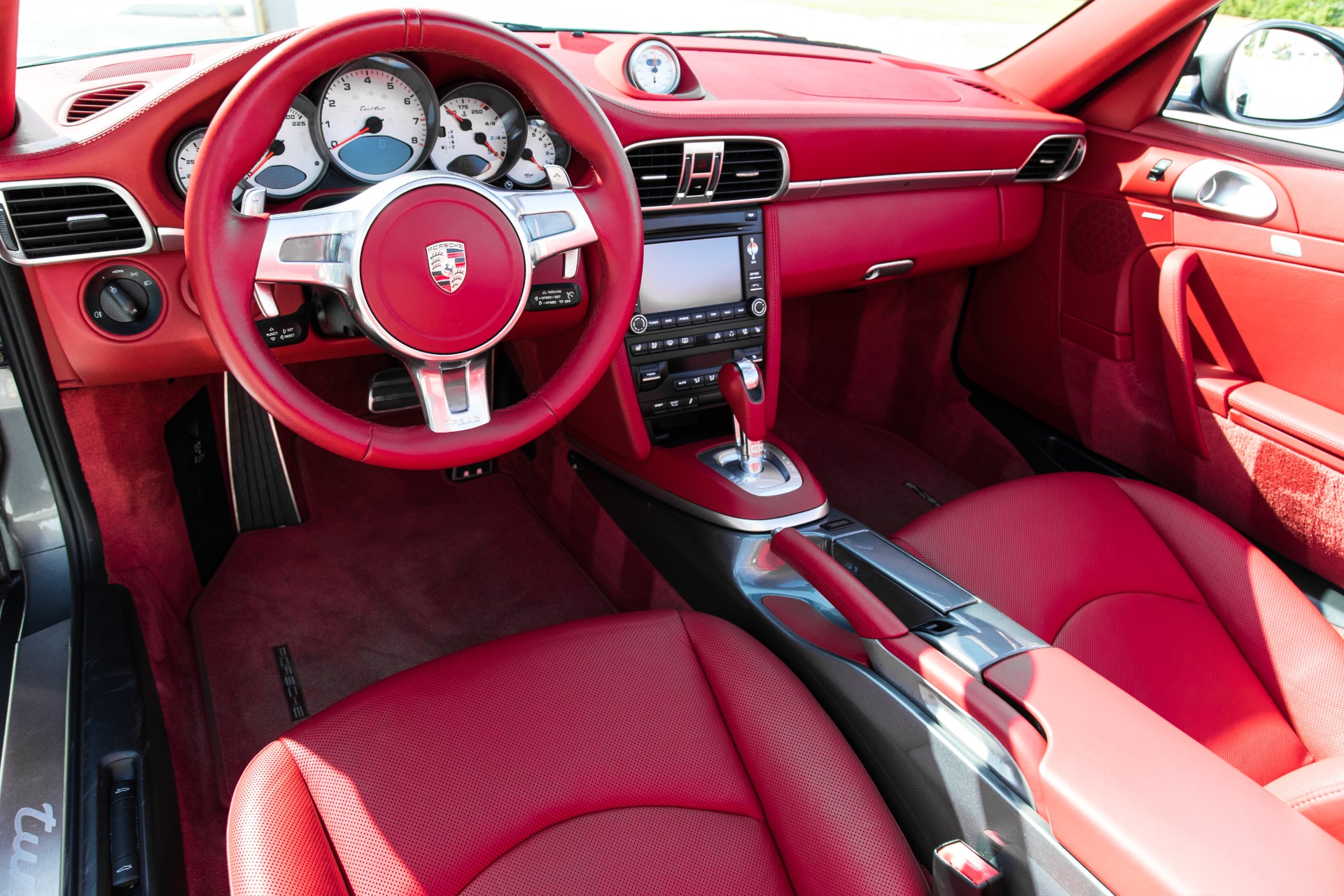 Used-2010-Porsche-911-Turbo