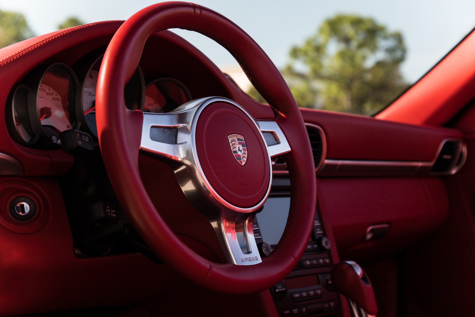Used-2010-Porsche-911-Turbo
