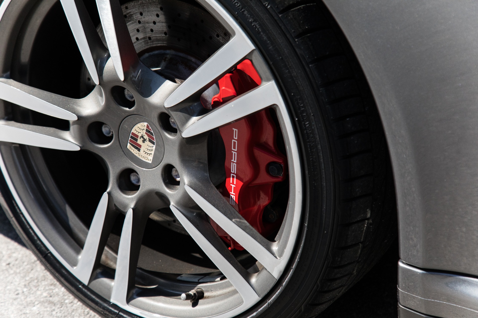 Used-2010-Porsche-911-Turbo