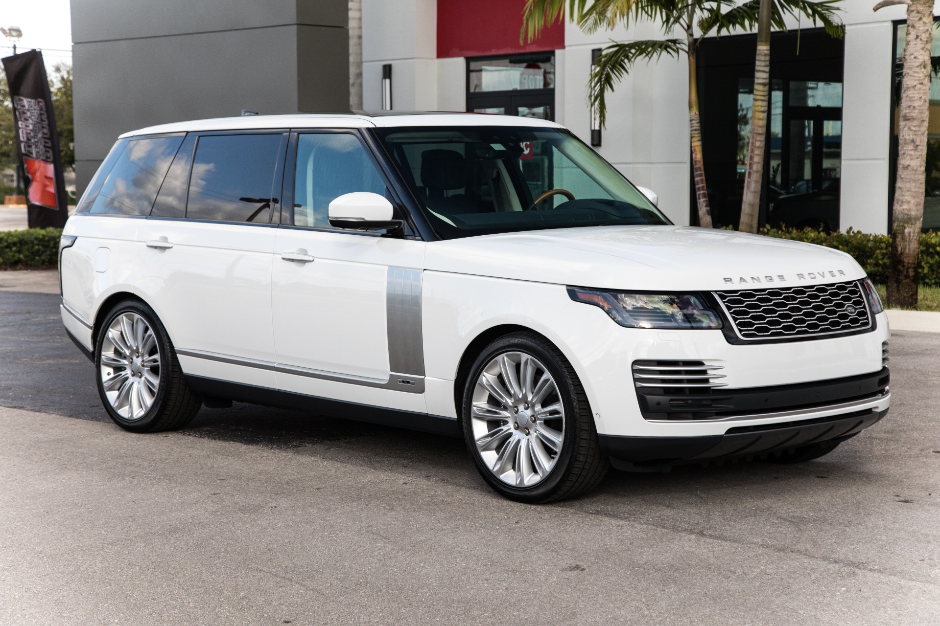 Used 2018 Land Rover Range Rover Autobiography LWB For Sale (116,900