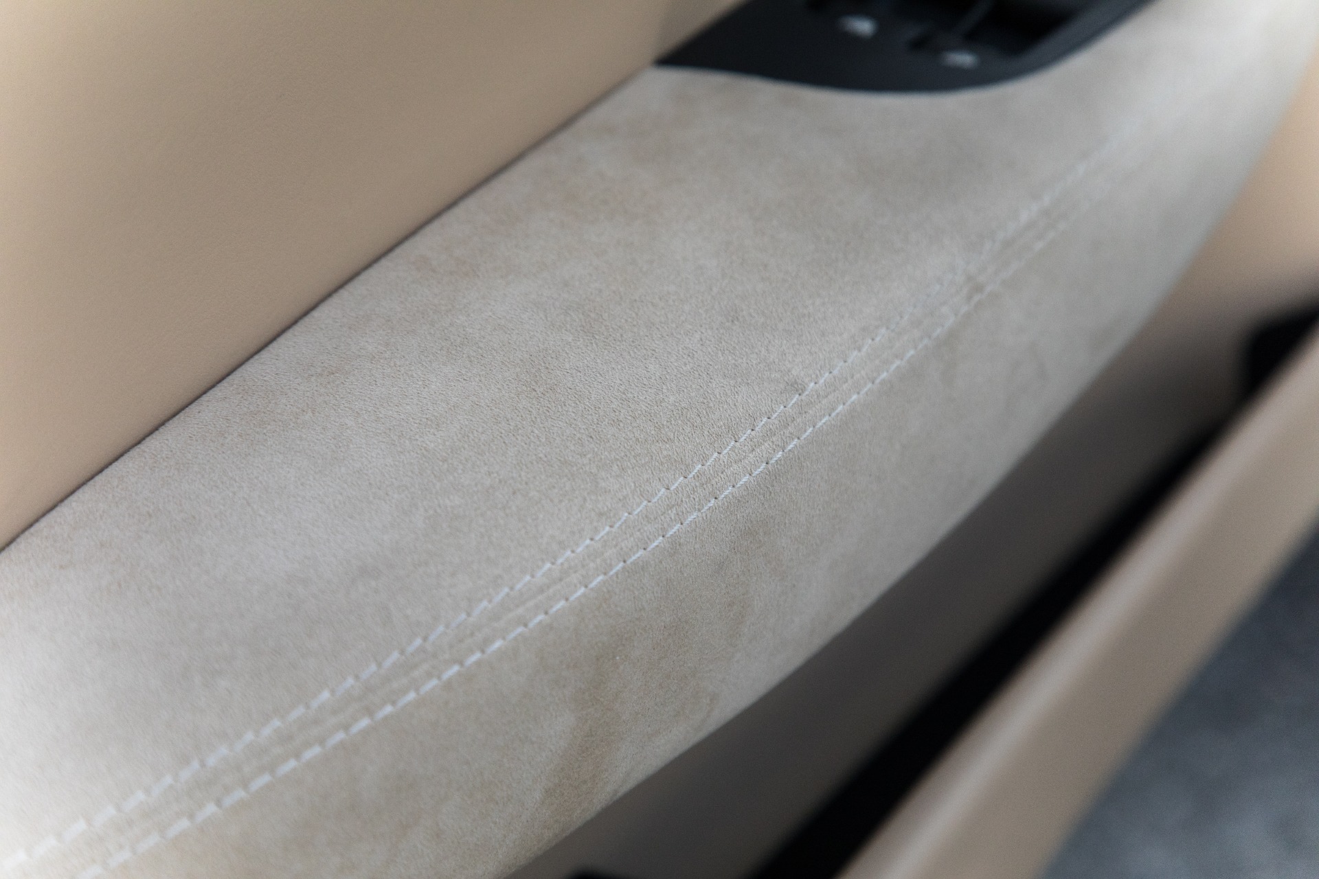 Used-2017-Maserati-GranTurismo-Convertible