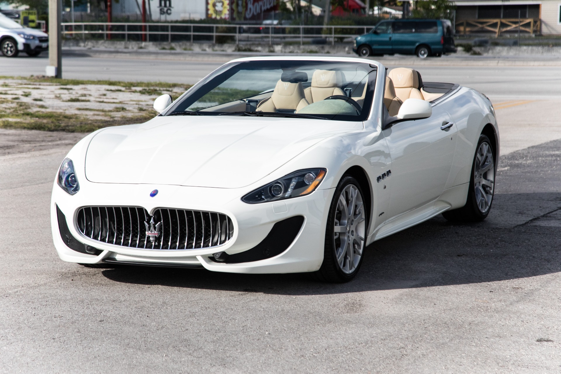 Used-2017-Maserati-GranTurismo-Convertible