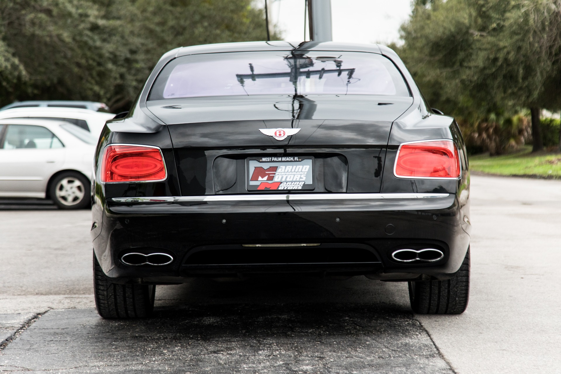 Used-2015-Bentley-Flying-Spur-V8