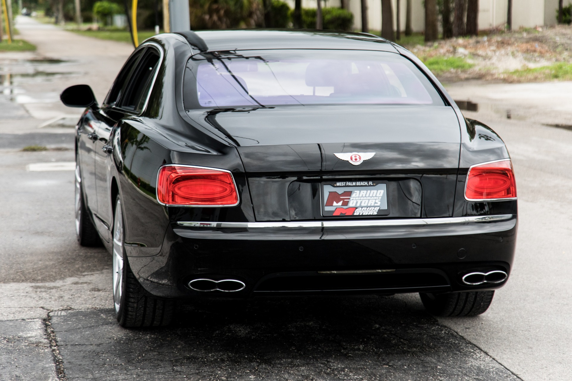 Used-2015-Bentley-Flying-Spur-V8