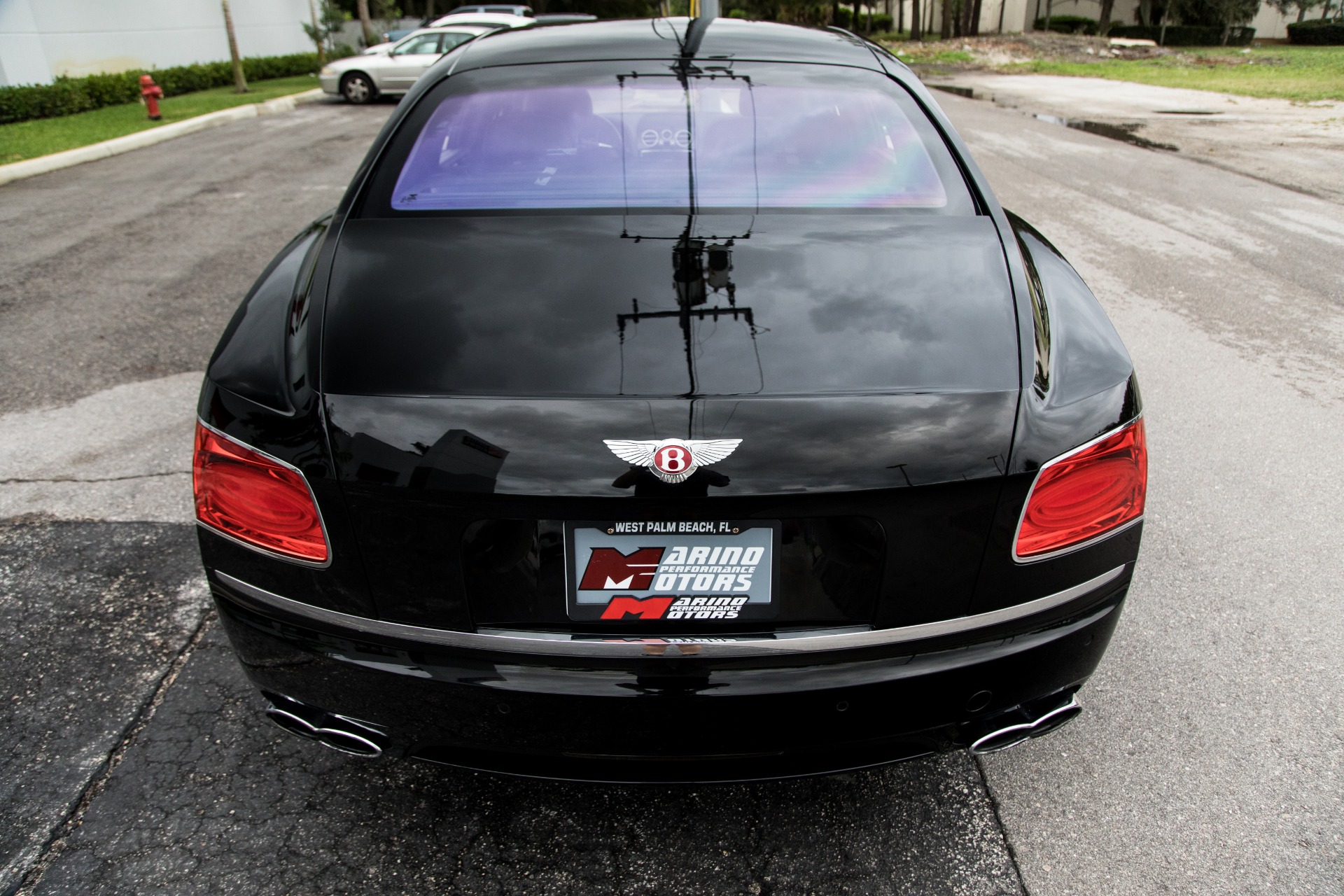 Used-2015-Bentley-Flying-Spur-V8