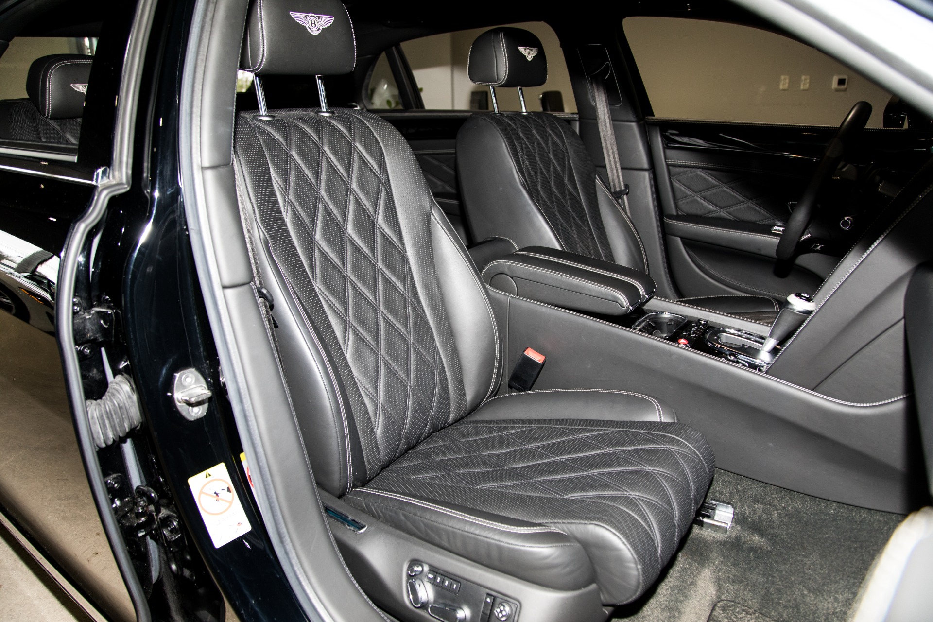 Used-2015-Bentley-Flying-Spur-V8