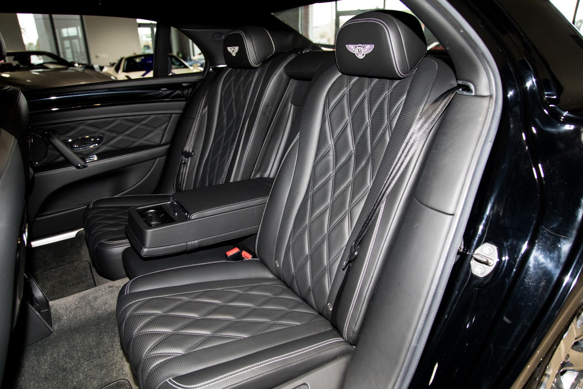 Used-2015-Bentley-Flying-Spur-V8