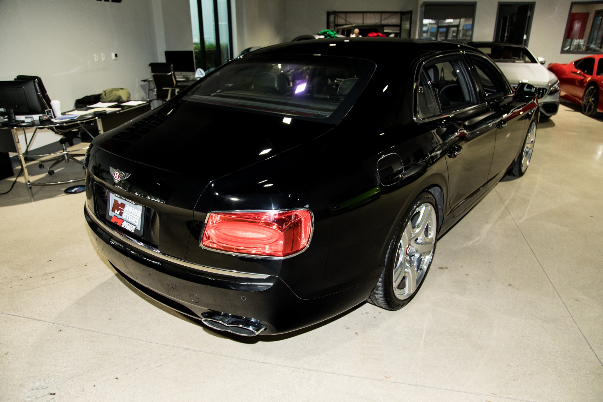 Used-2015-Bentley-Flying-Spur-V8