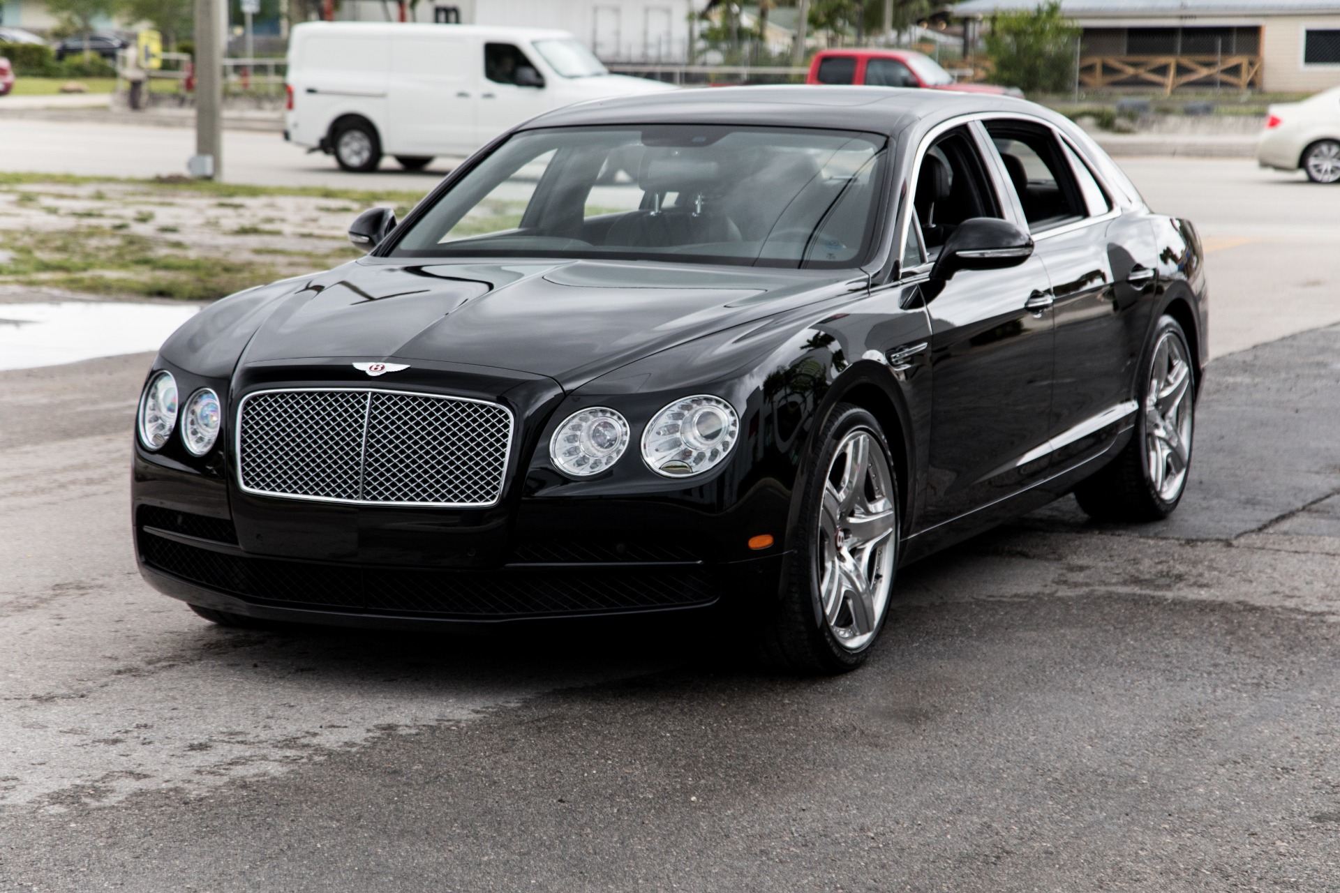 Used-2015-Bentley-Flying-Spur-V8