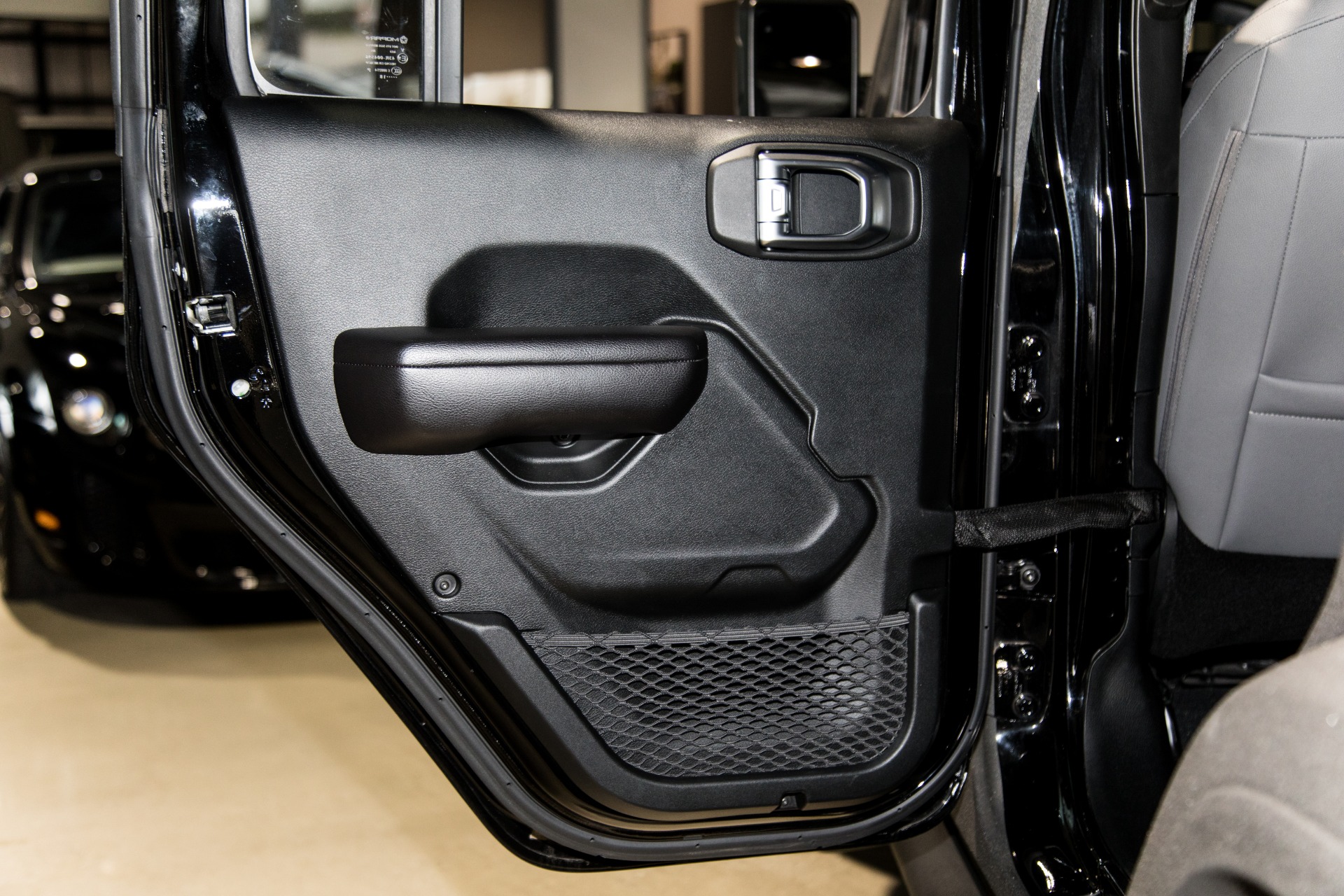 Used-2018-Jeep-Wrangler-Unlimited-Sport-Starwood