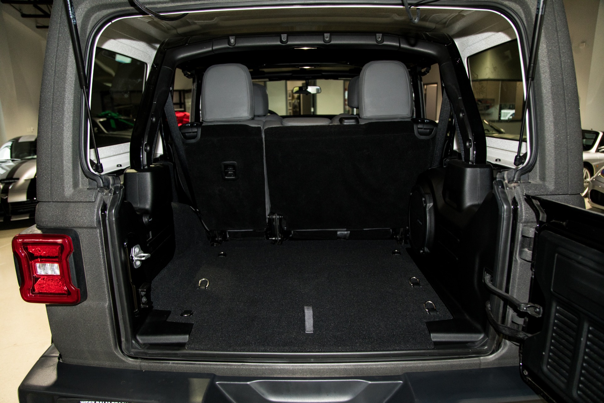 Used-2018-Jeep-Wrangler-Unlimited-Sport-Starwood