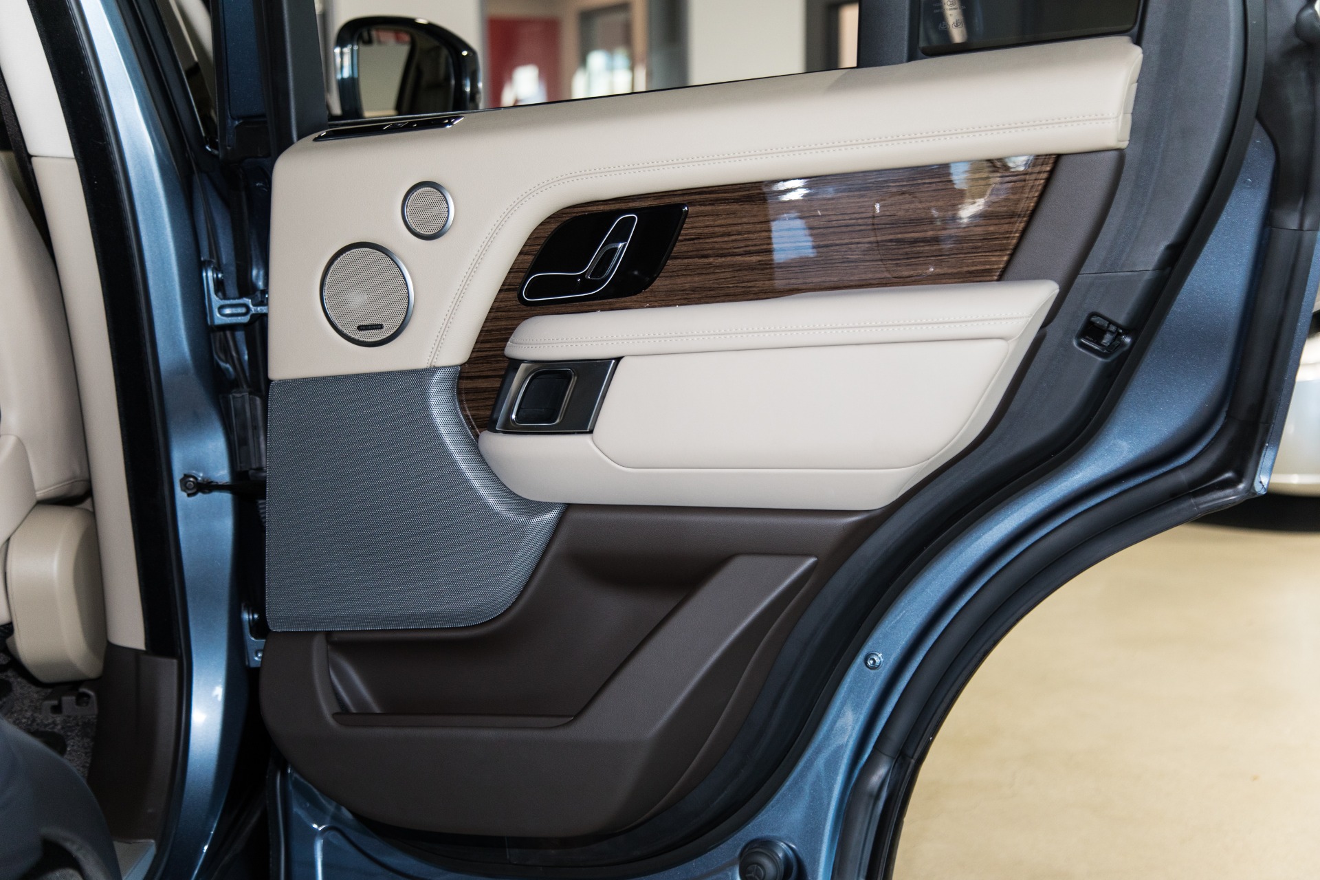 Used-2018-Land-Rover-Range-Rover-Supercharged