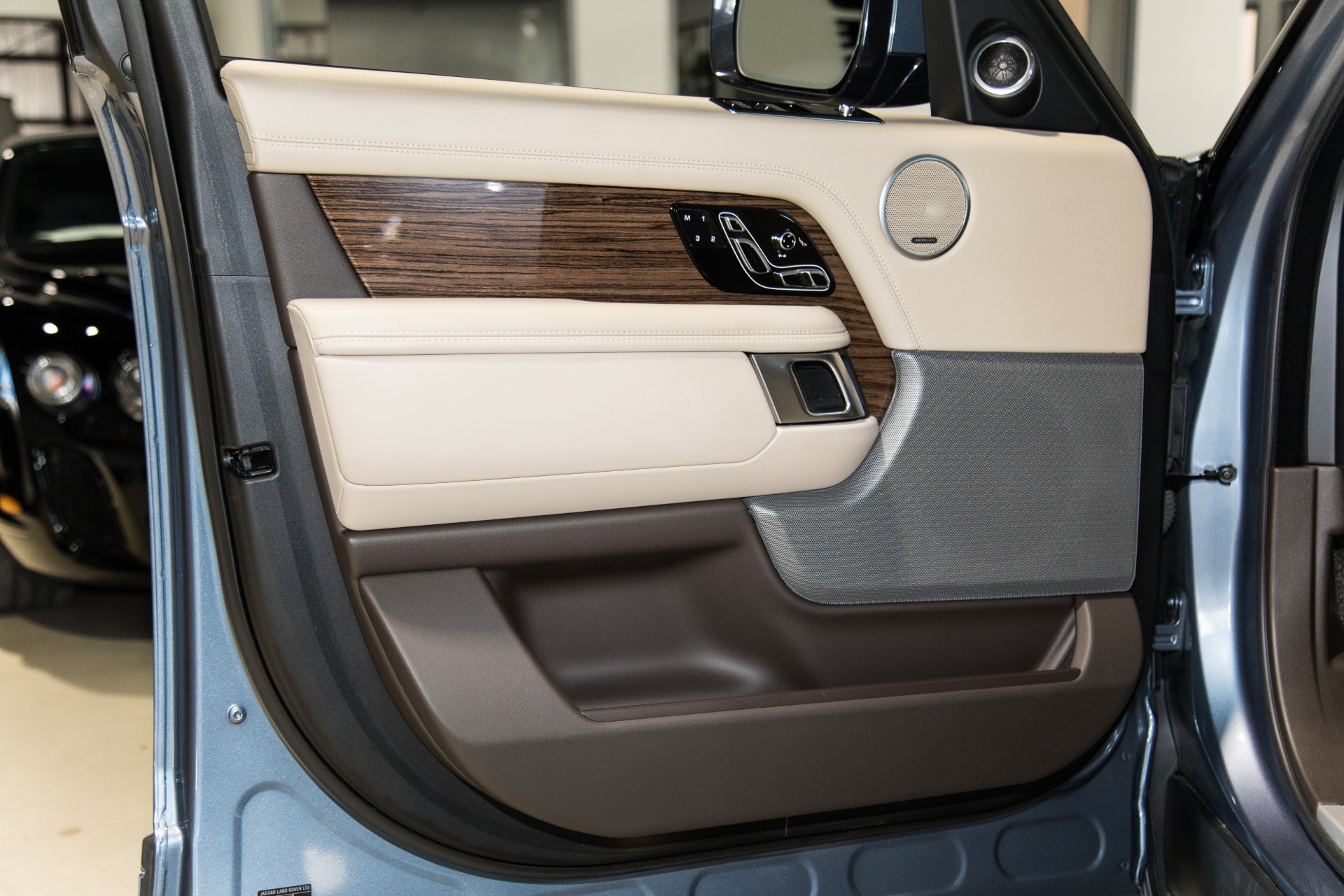 Used-2018-Land-Rover-Range-Rover-Supercharged