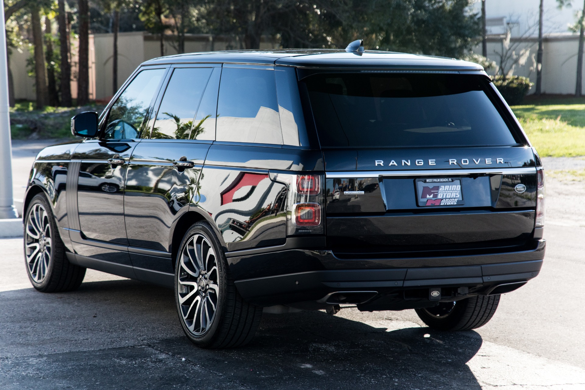 Used 2018 Land Rover Range Rover Supercharged For Sale