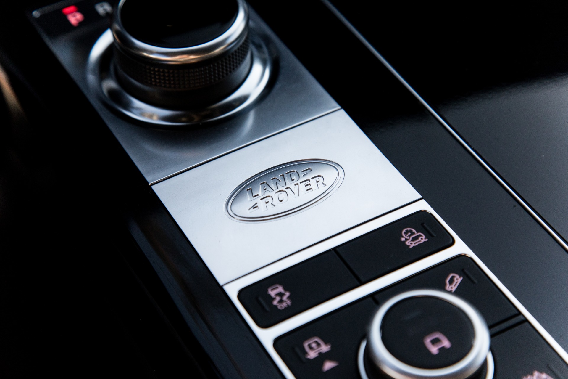 Used-2018-Land-Rover-Range-Rover-Supercharged