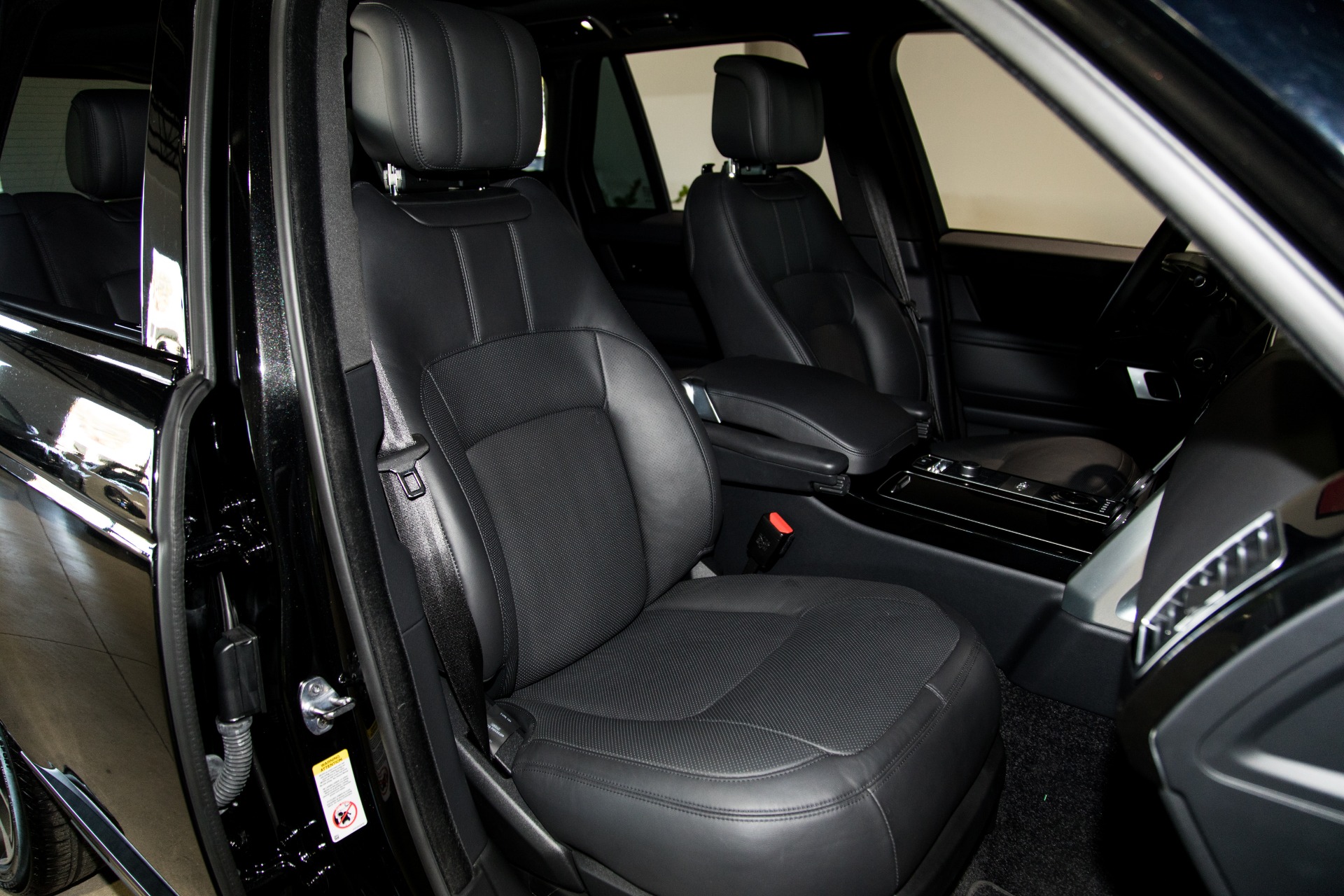 Used-2018-Land-Rover-Range-Rover-Supercharged