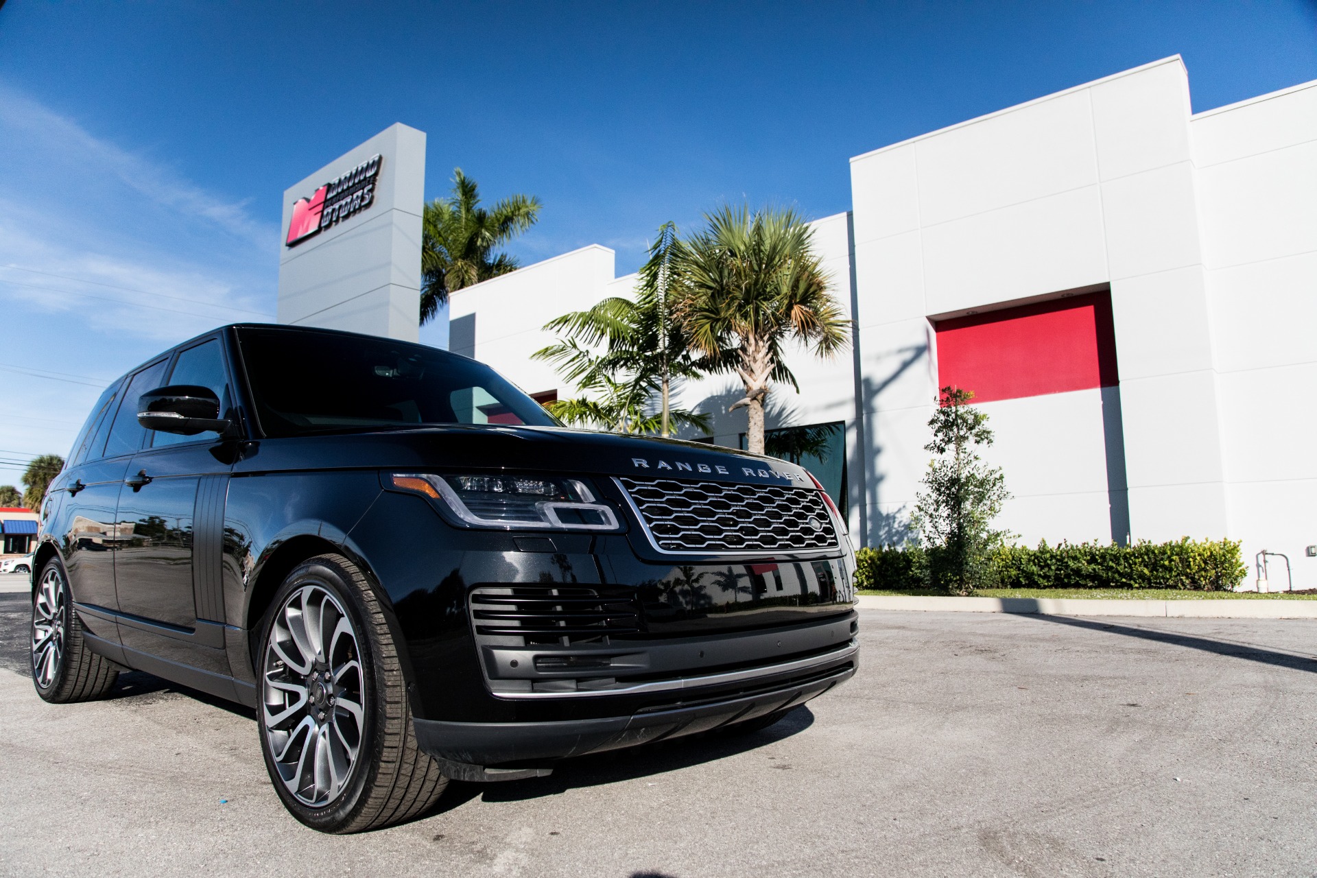 Used-2018-Land-Rover-Range-Rover-Supercharged