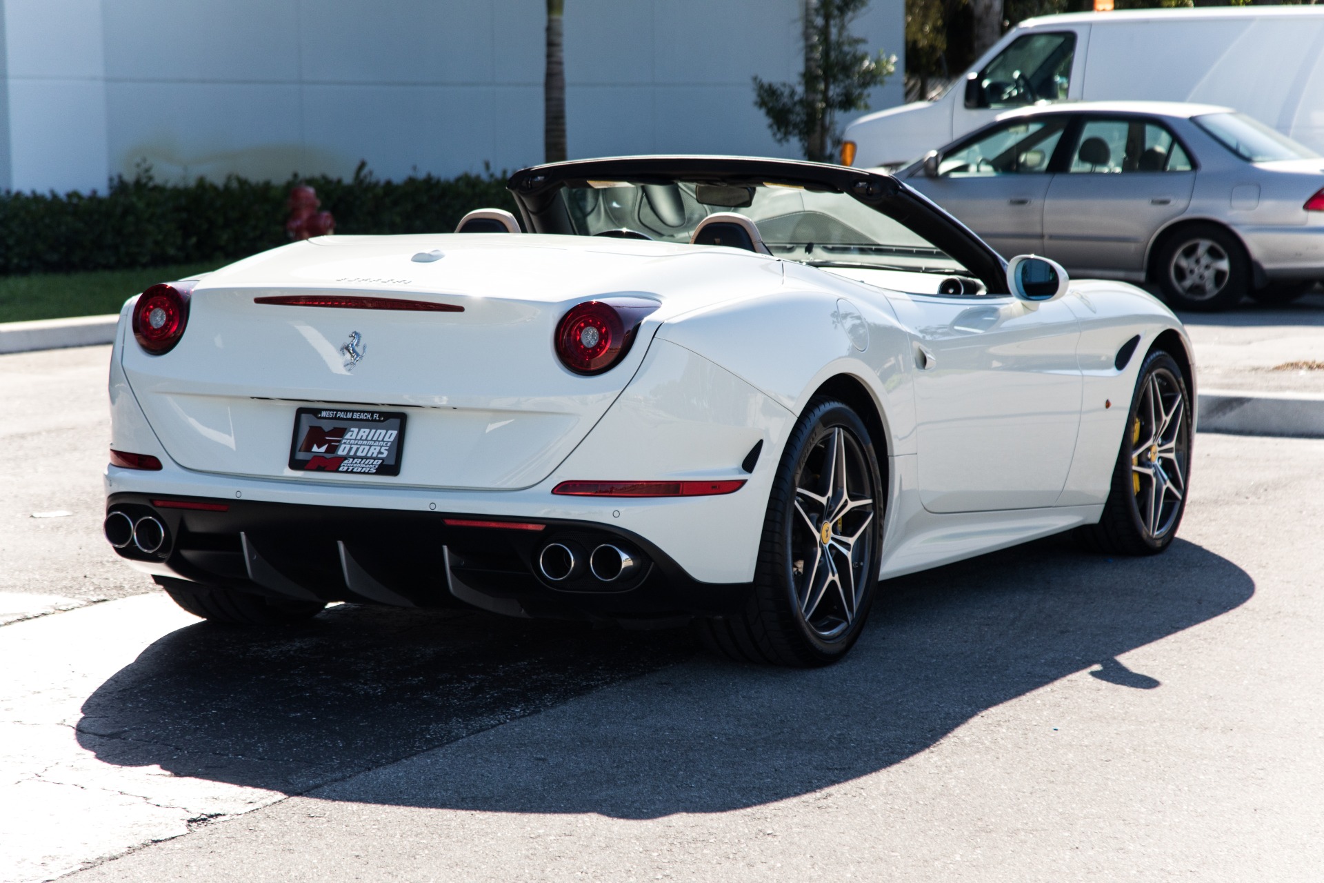 Used-2016-Ferrari-California-T