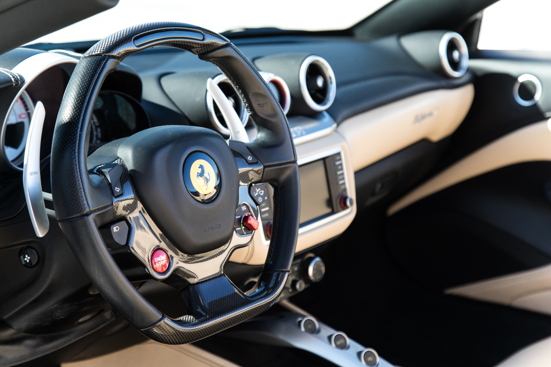 Used-2016-Ferrari-California-T
