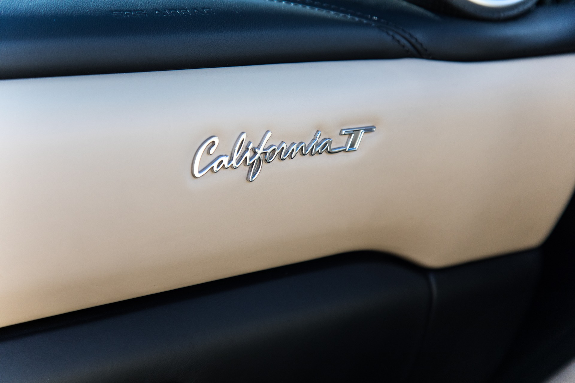 Used-2016-Ferrari-California-T
