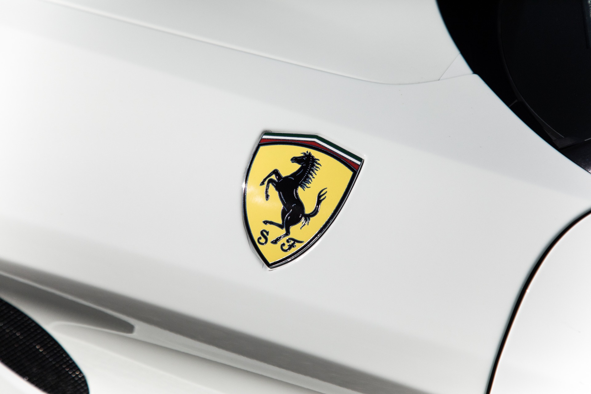 Used-2016-Ferrari-California-T