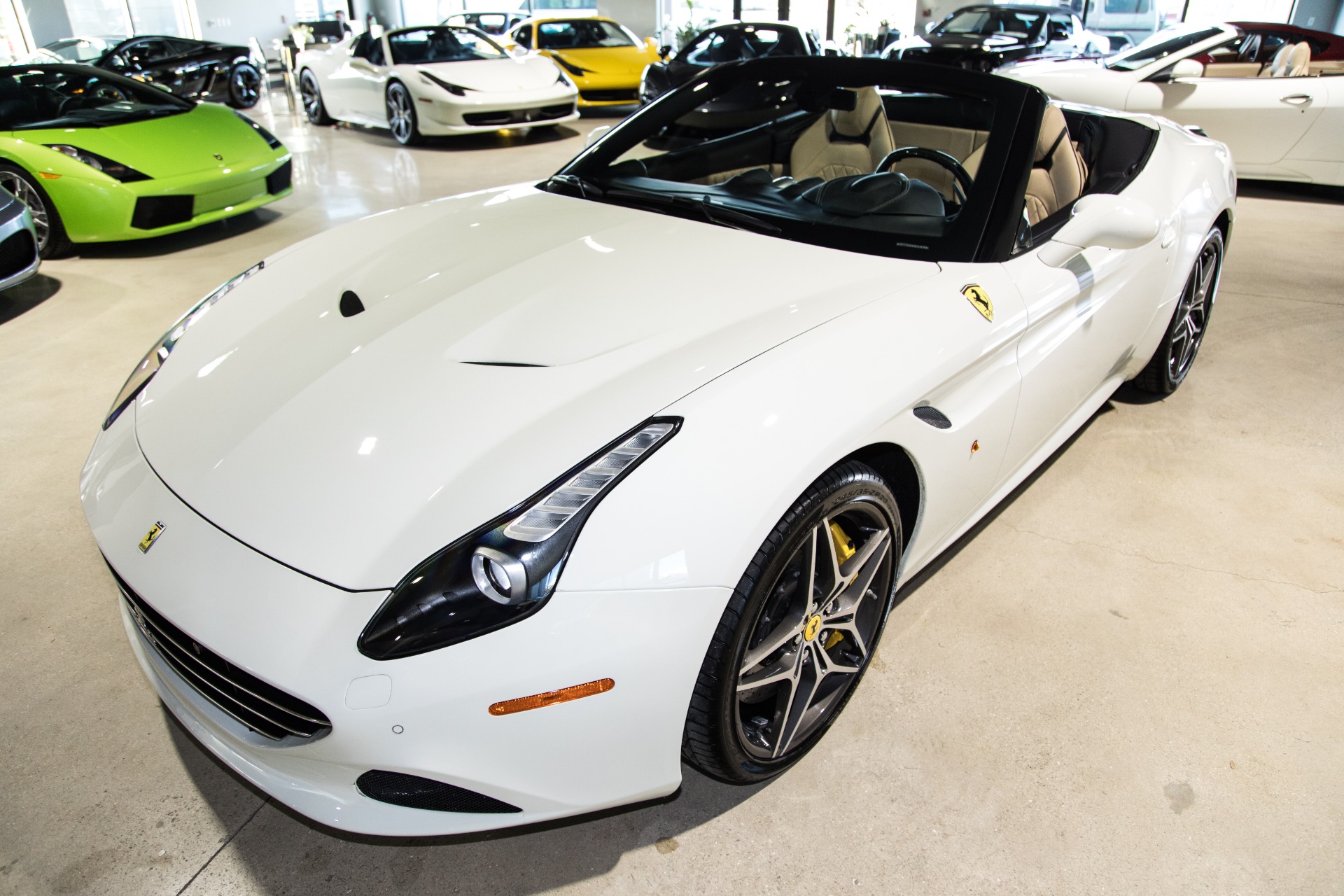 Used-2016-Ferrari-California-T