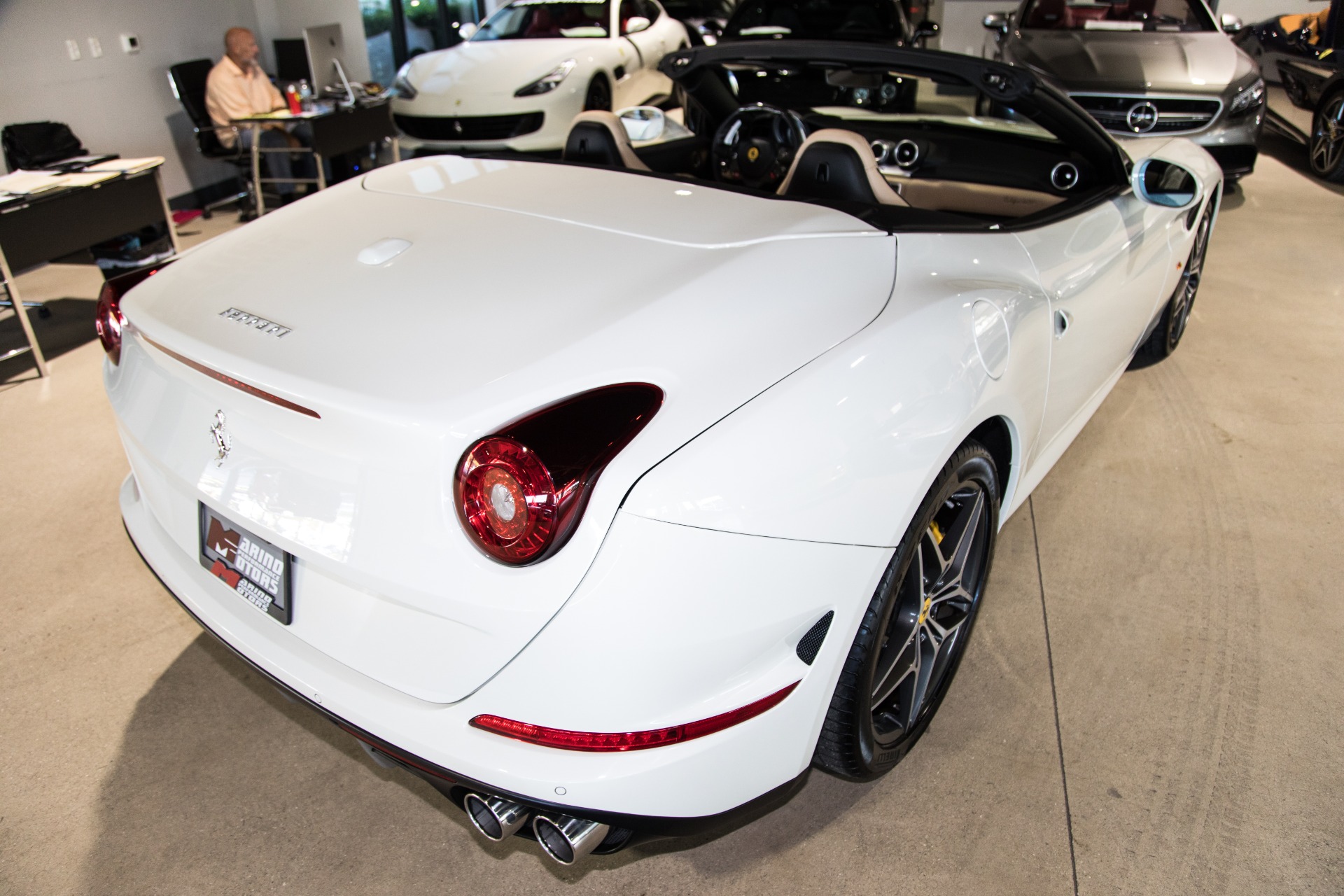 Used-2016-Ferrari-California-T