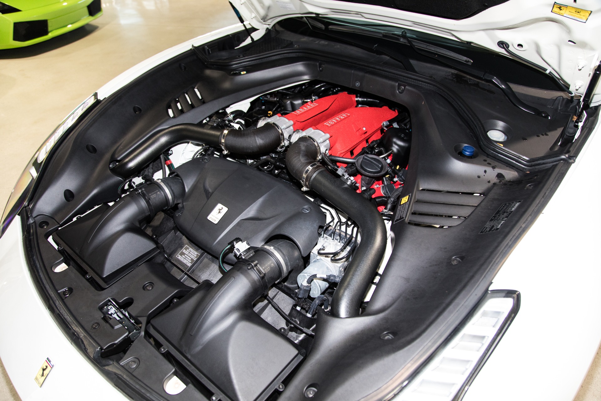 Used-2016-Ferrari-California-T