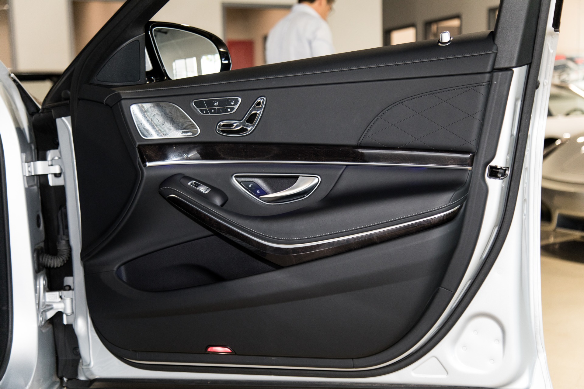 Used-2016-Mercedes-Benz-S-Class-AMG-S-63