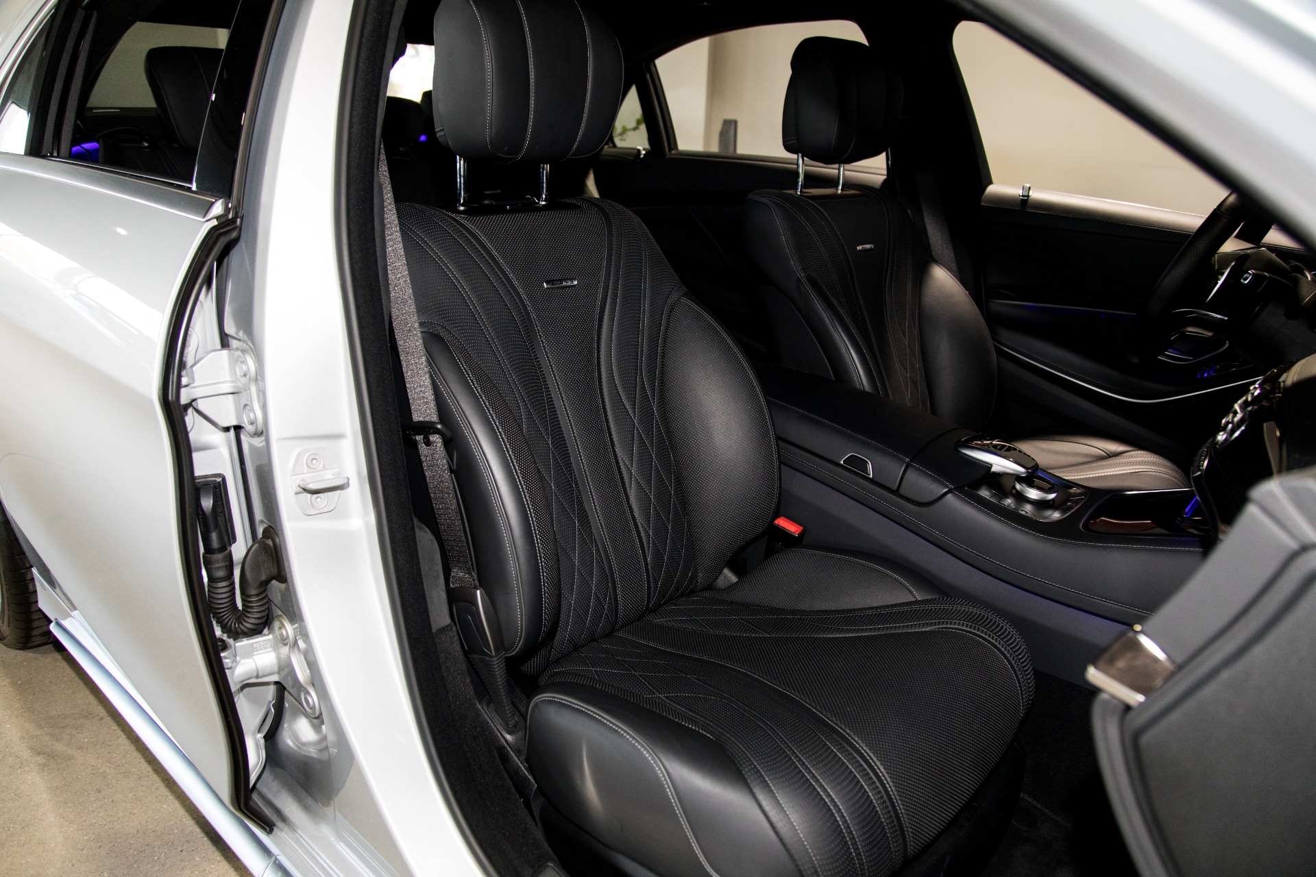 Used-2016-Mercedes-Benz-S-Class-AMG-S-63