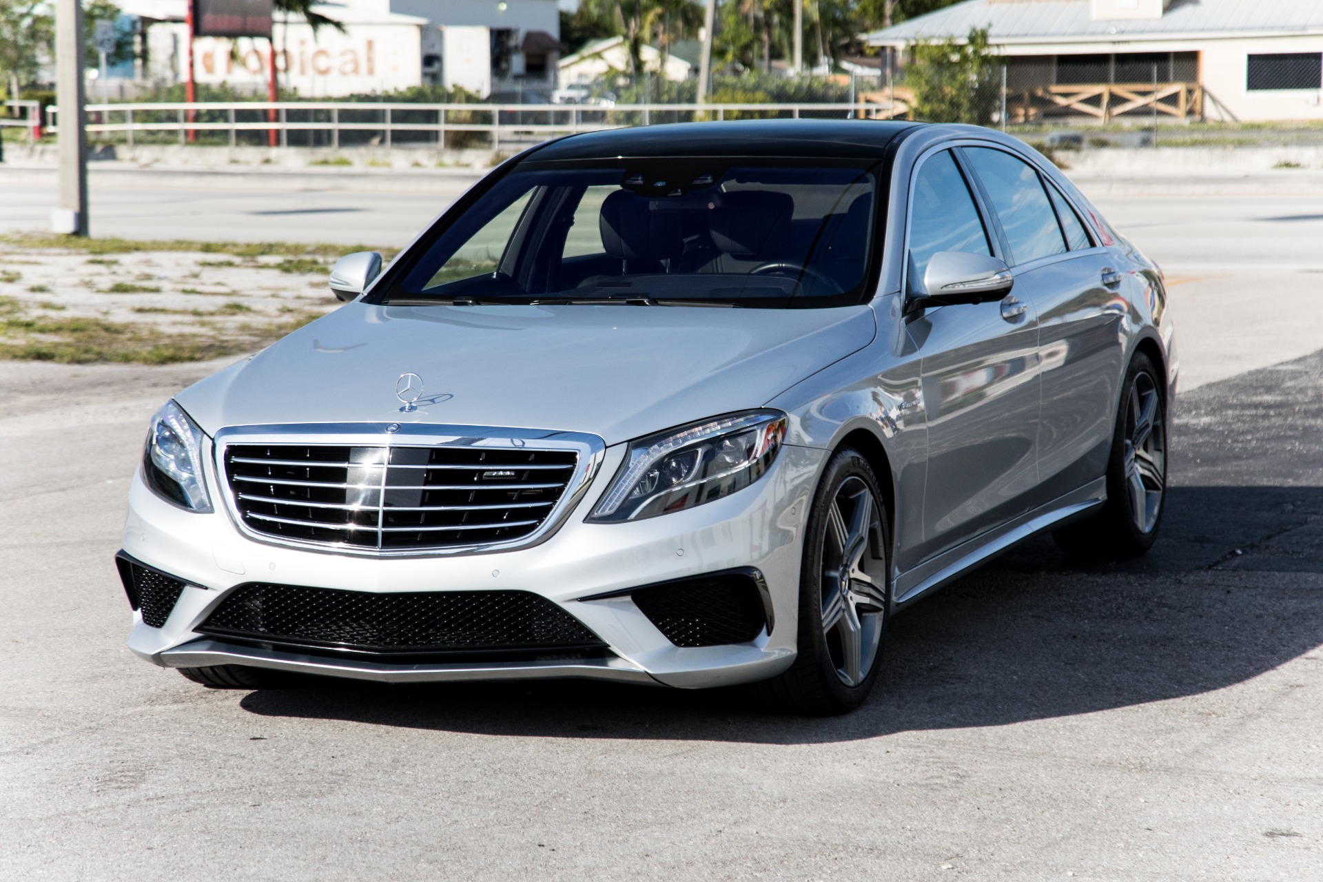 Used-2016-Mercedes-Benz-S-Class-AMG-S-63