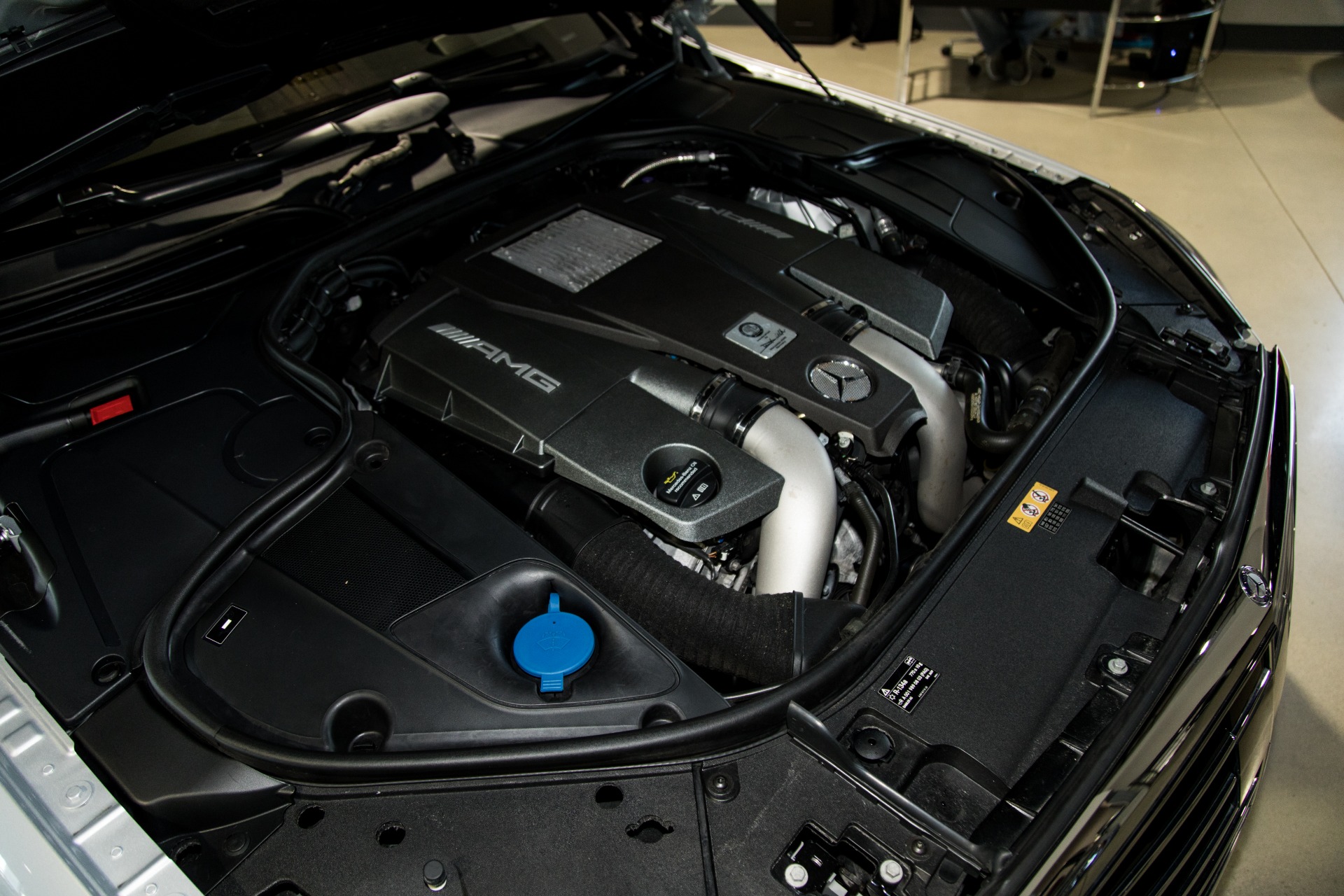 Used-2016-Mercedes-Benz-S-Class-AMG-S-63