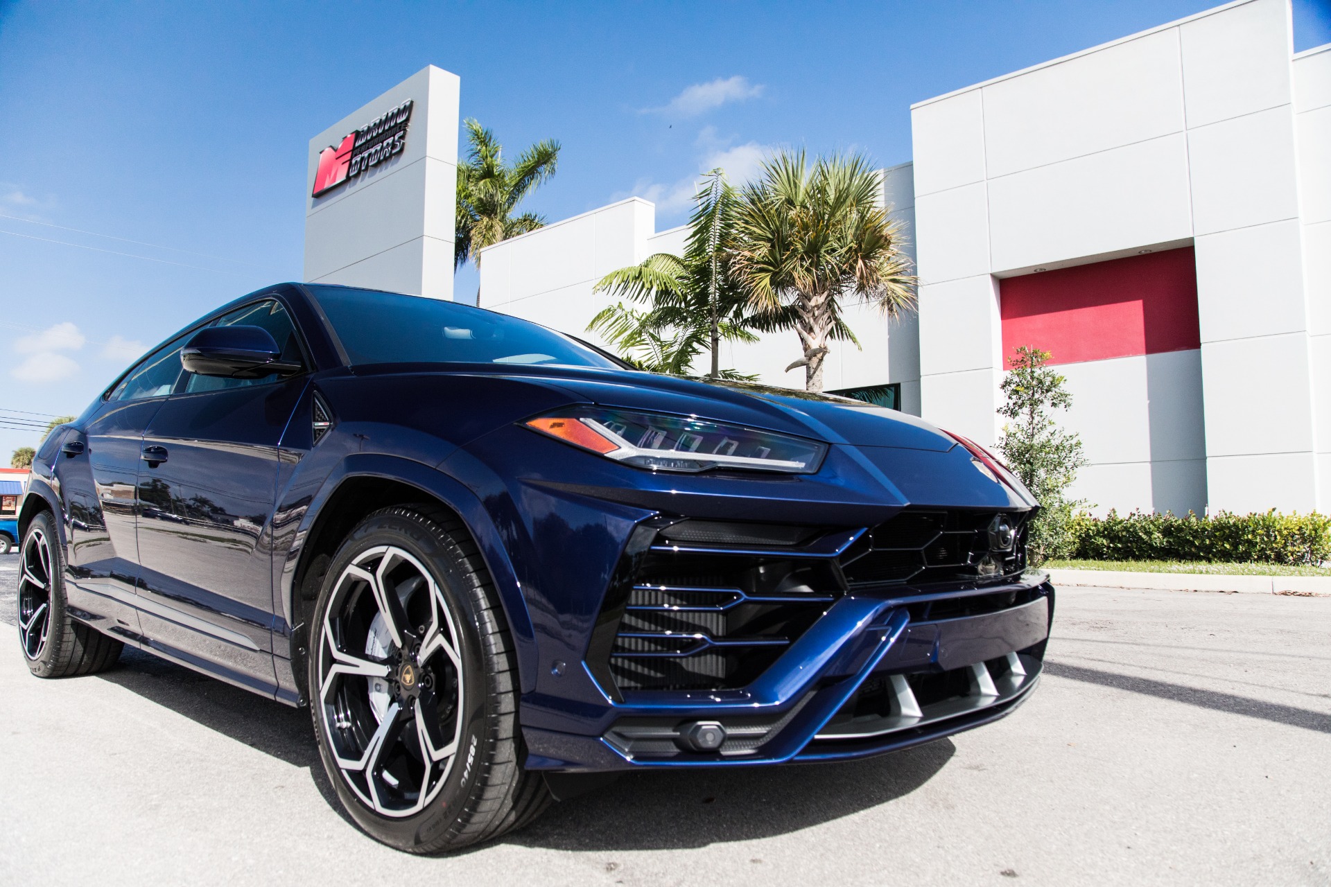 Used-2020-Lamborghini-Urus