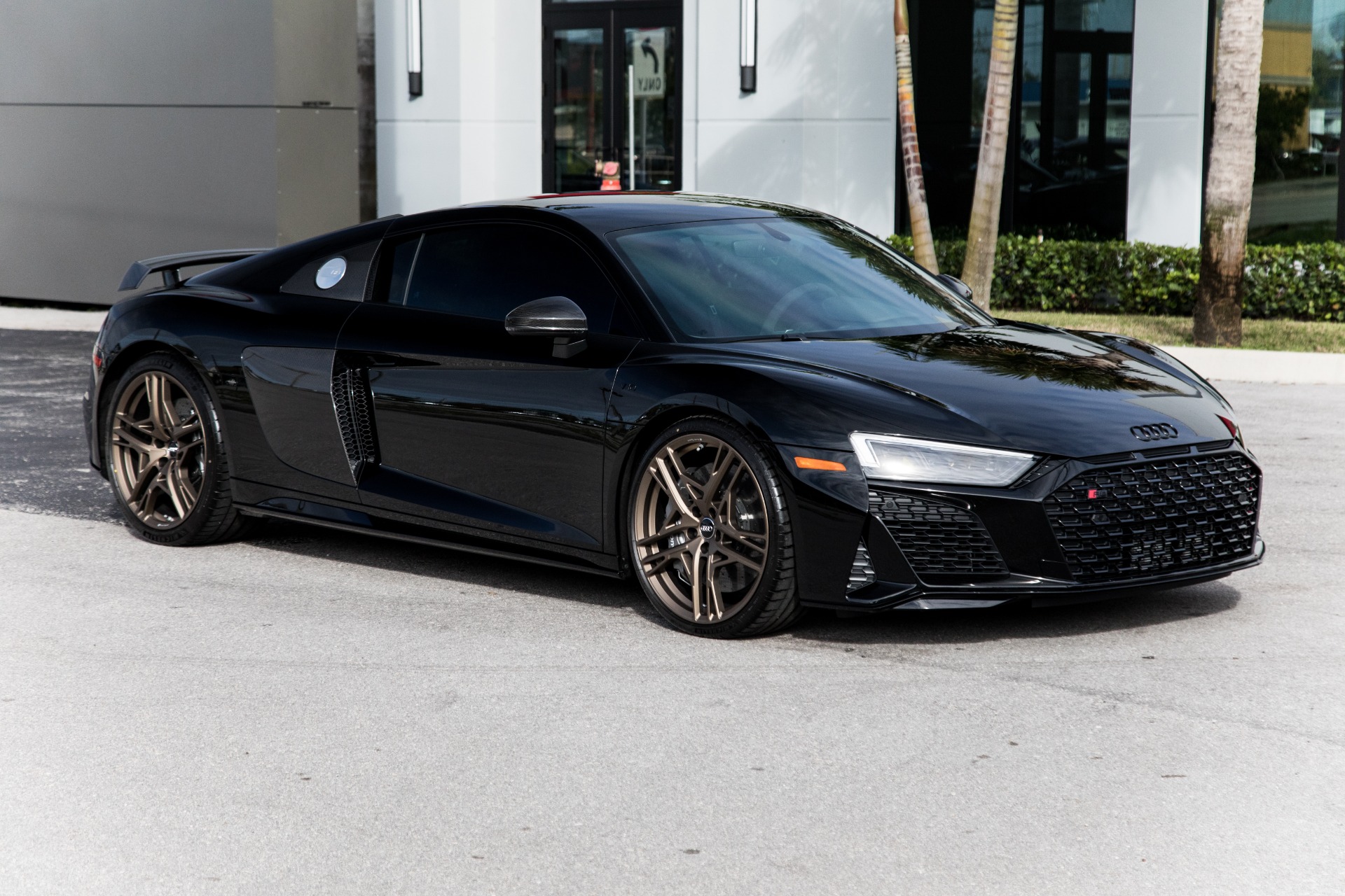 Used-2020-Audi-R8-52-quattro-V10-performance-Decennium
