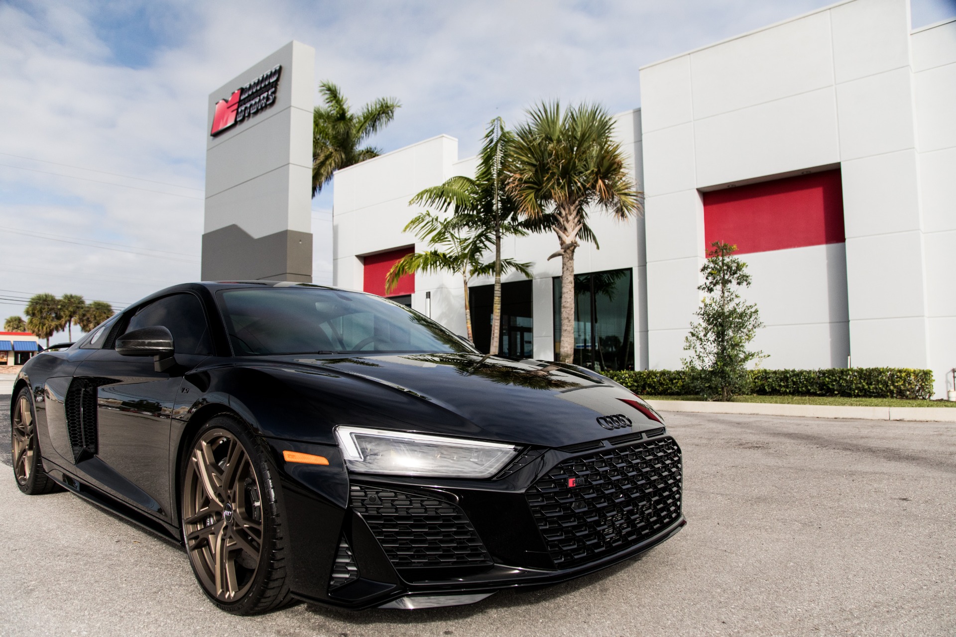 Used-2020-Audi-R8-52-quattro-V10-performance-Decennium